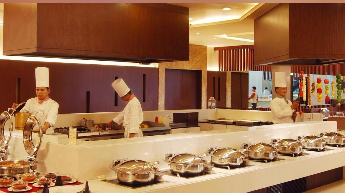 Hotel Grand Ivy Plaza Hotel 3*