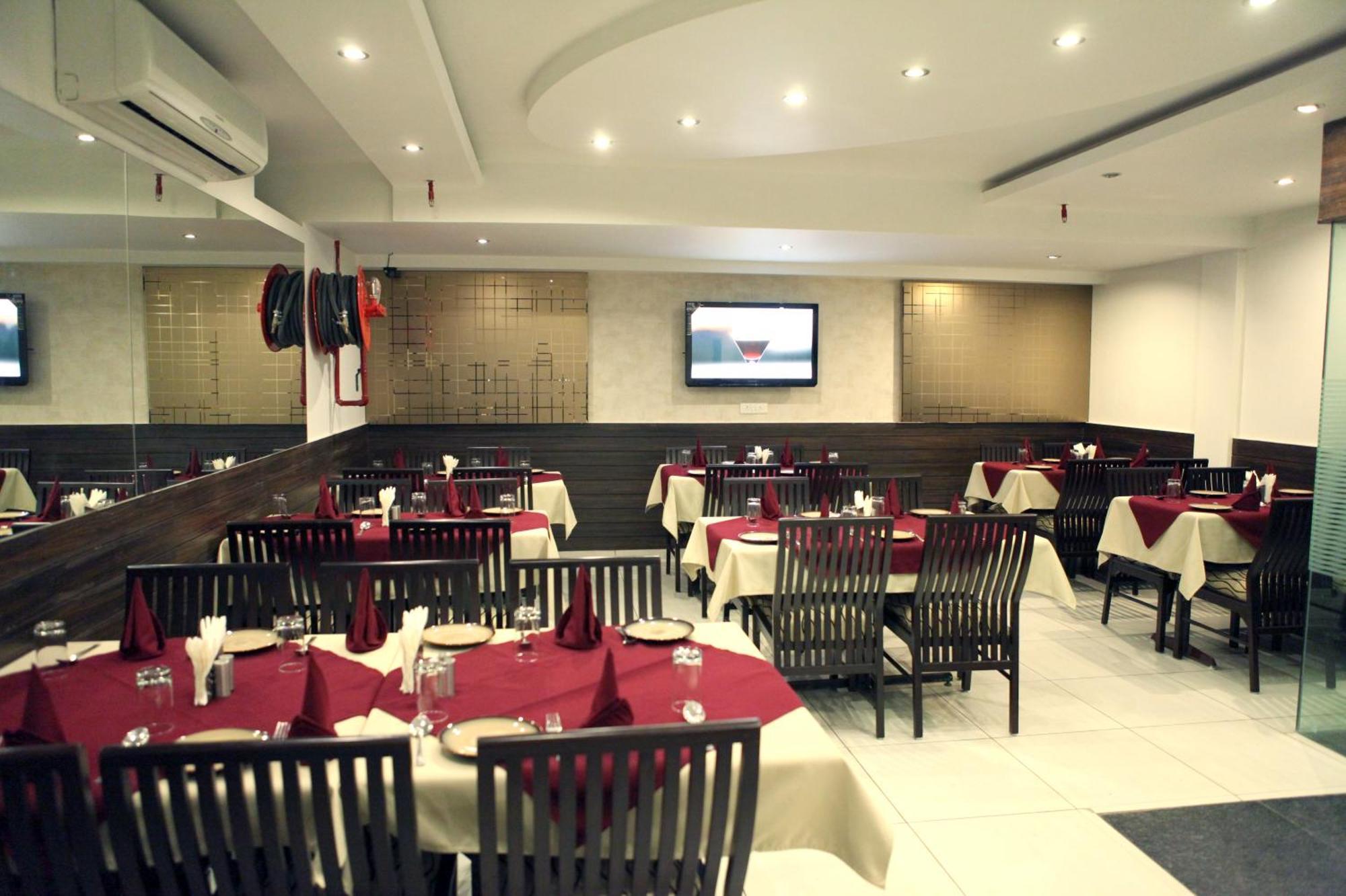 Hotel Saar 3*
