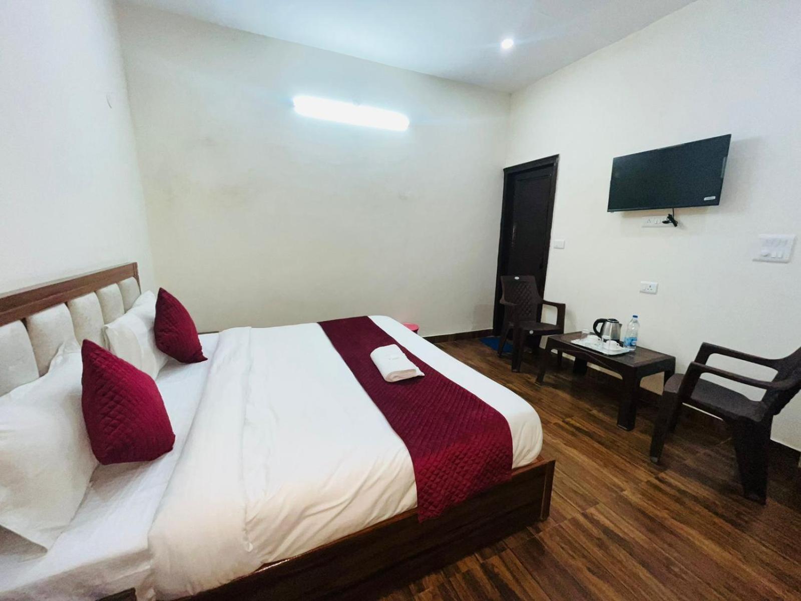 Apartment Badal - Safdarjung Enclave New Delhi