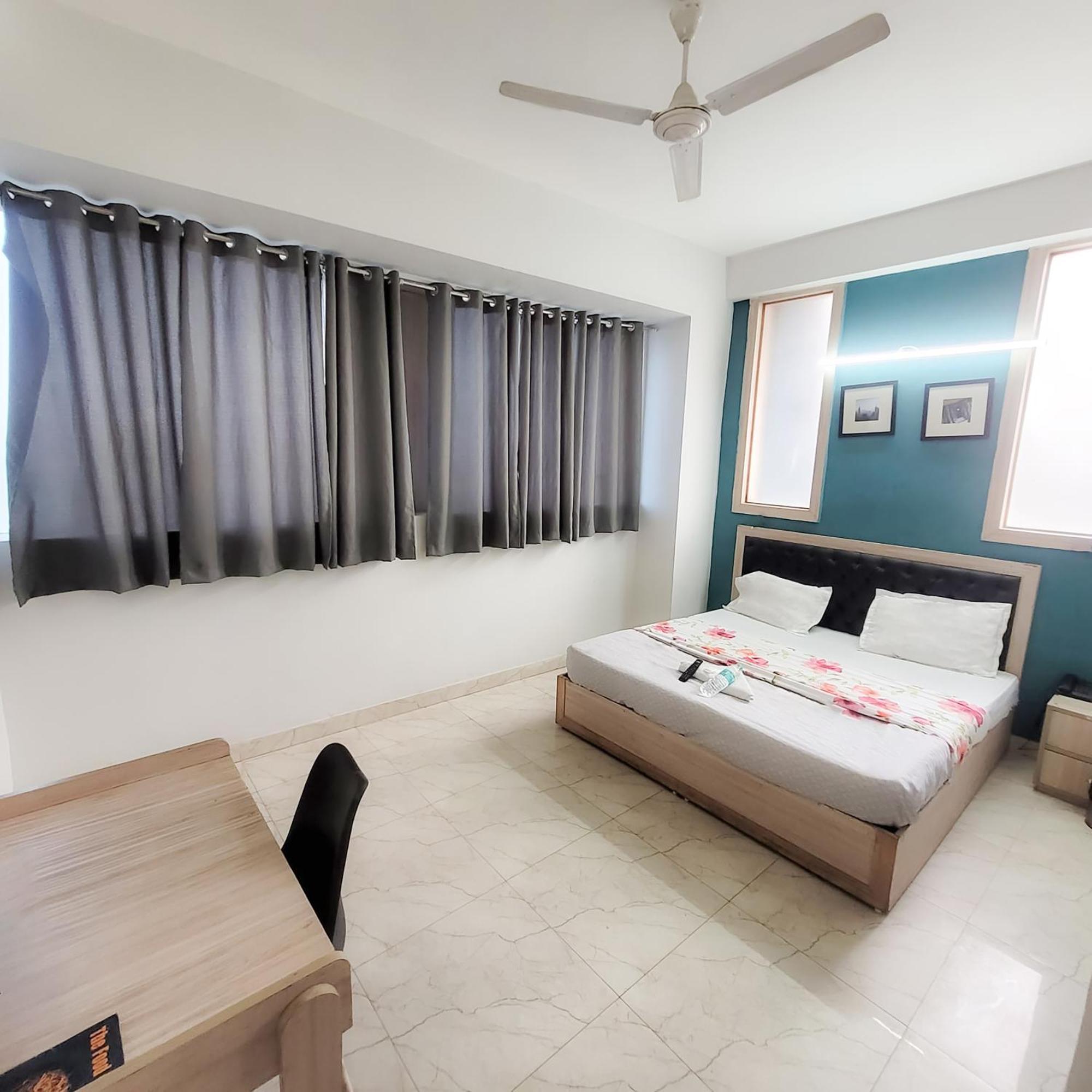Hotel Royal - Akshardham Temple New Delhi