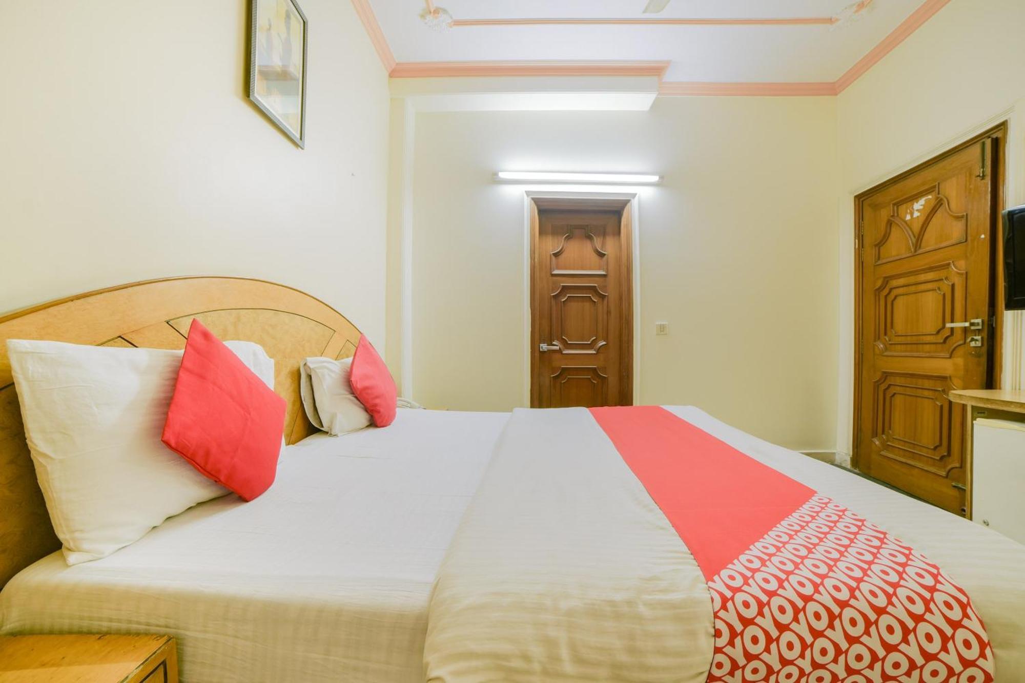 Super O Blue Sapphire Delhi 4*