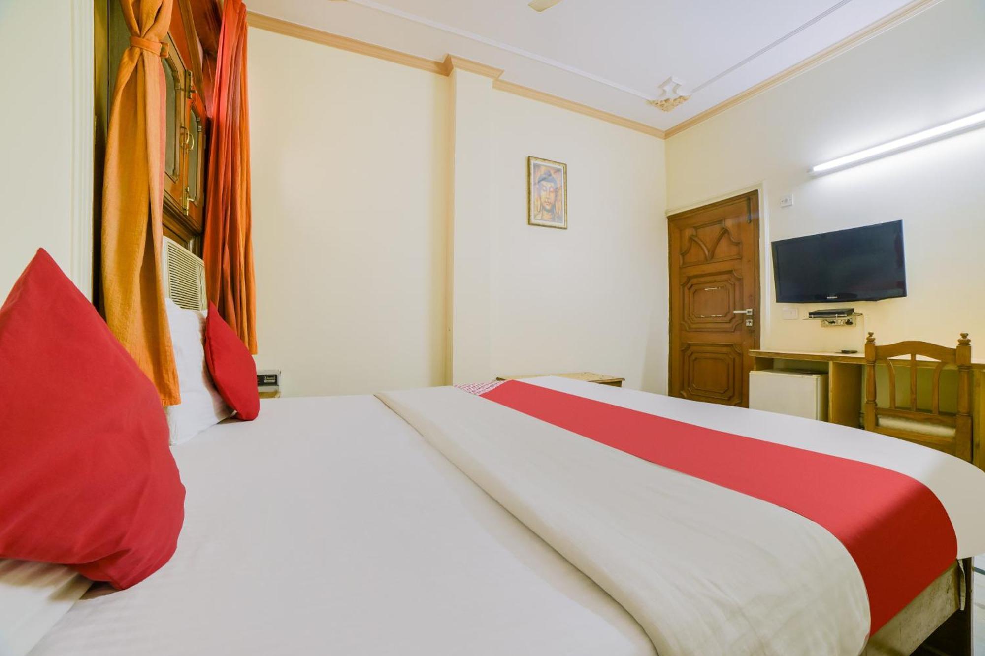 Super O Blue Sapphire Delhi Hotel New Delhi