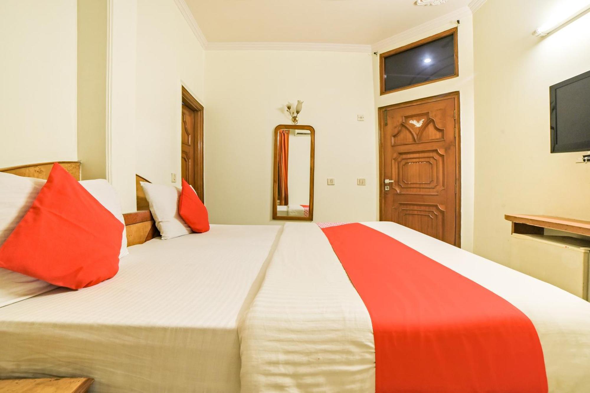 Hotel Super O Blue Sapphire Delhi