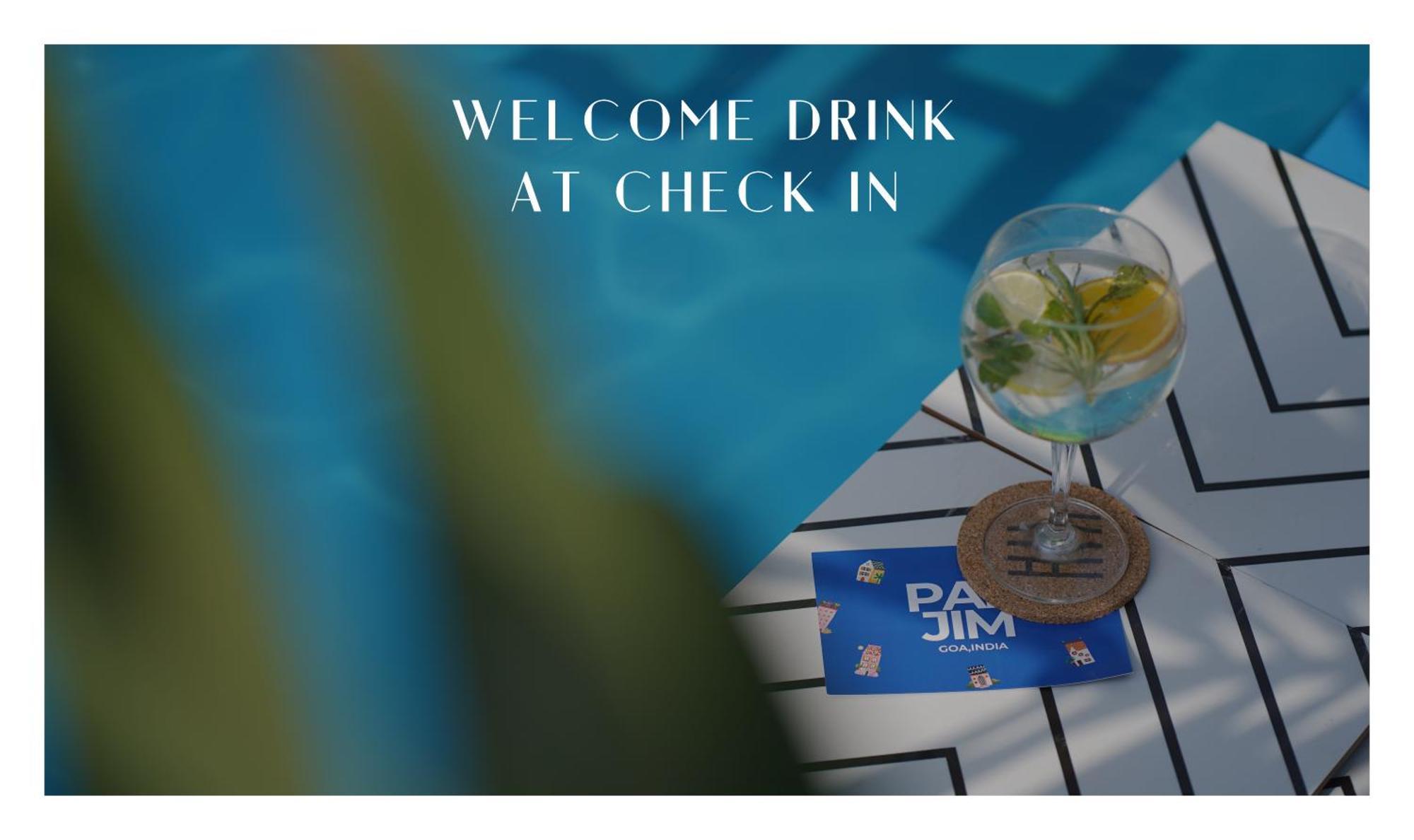 Minimalist Poshtel & 3* New Delhi