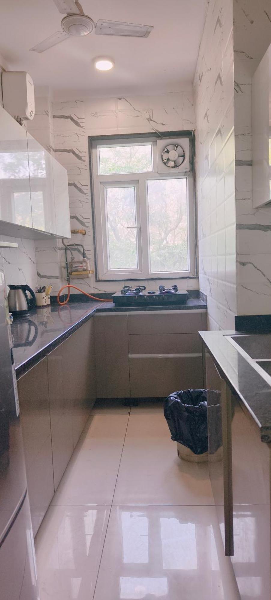 Hostmystay- 2bhk! Lajpat Nagar Market Apartment *