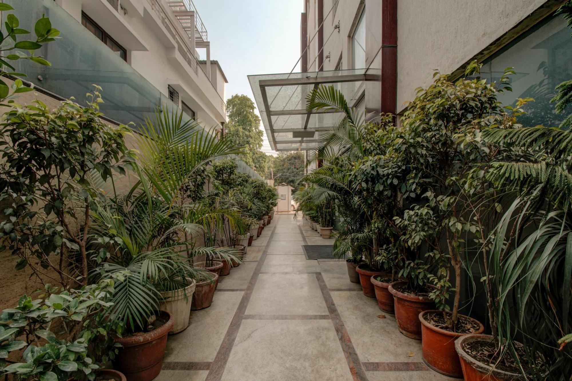Iris Park * New Delhi