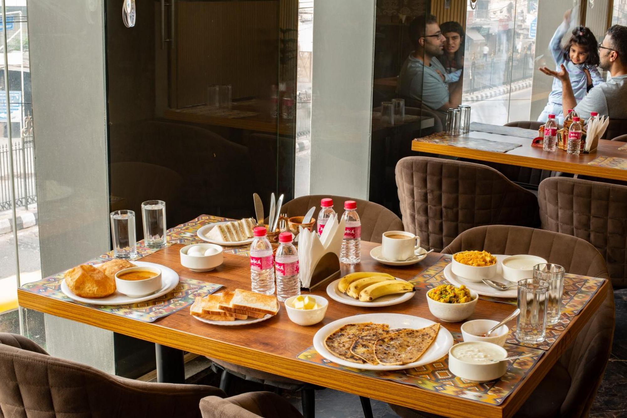 Prithvi Palace Near Delhi International Airport 3*