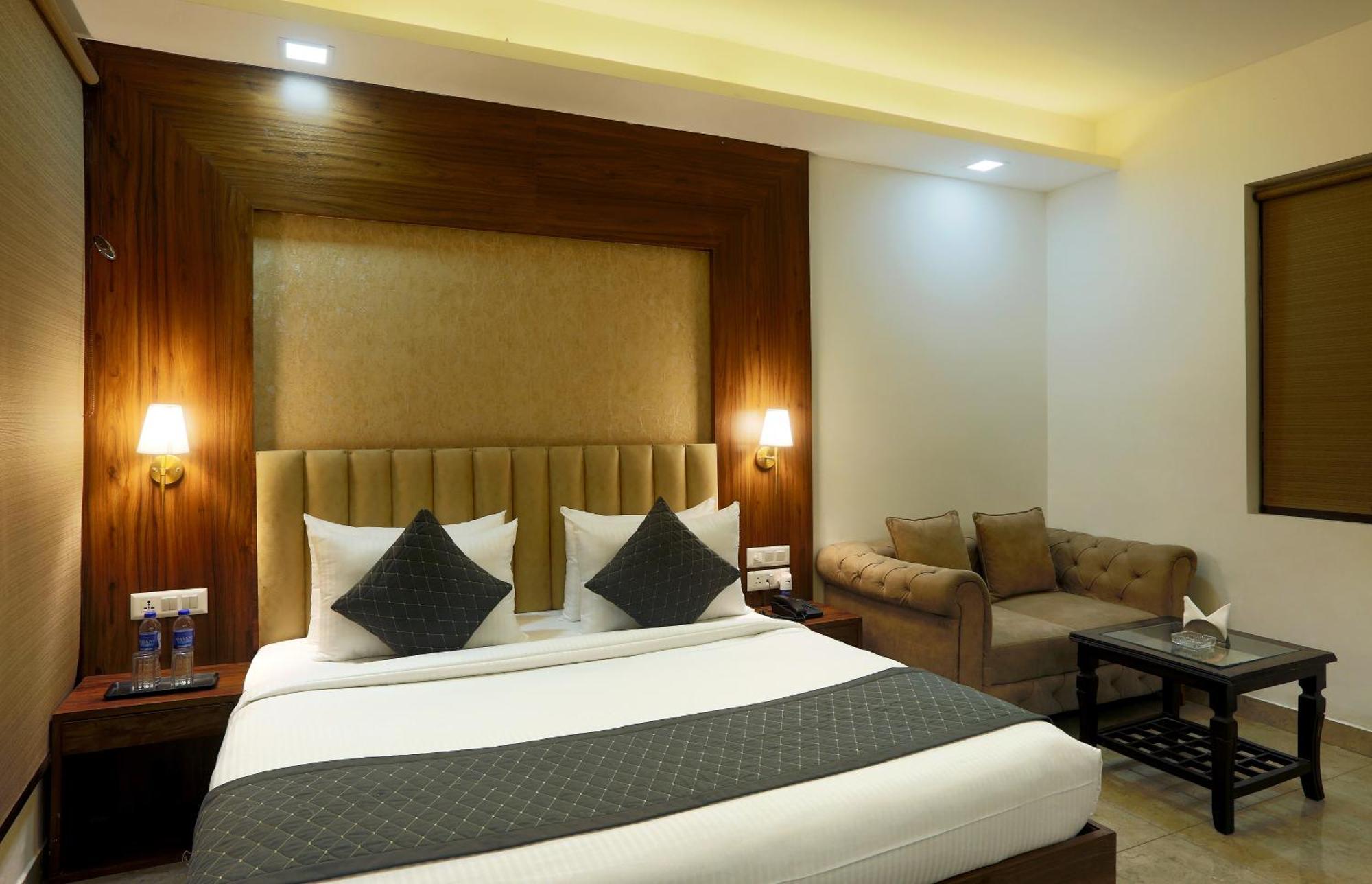 Prithvi Palace Near Delhi International Airport Hotel New Delhi