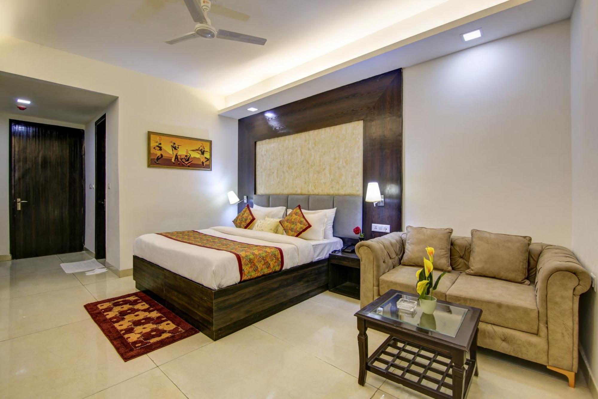 Prithvi Palace Near Delhi International Airport Hotel