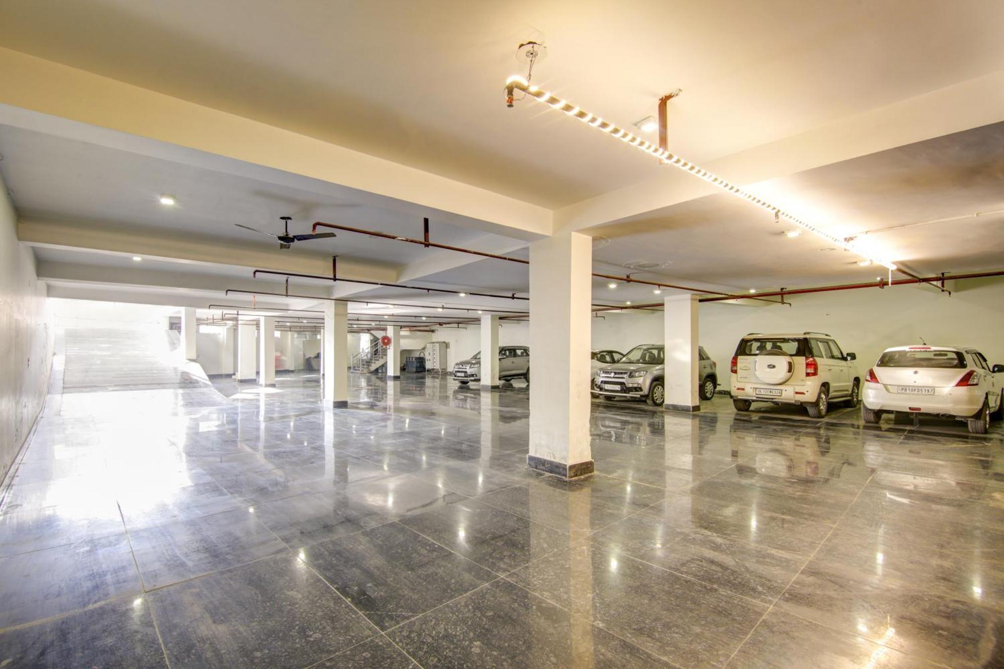 Prithvi Palace Near Delhi International Airport 3* New Delhi