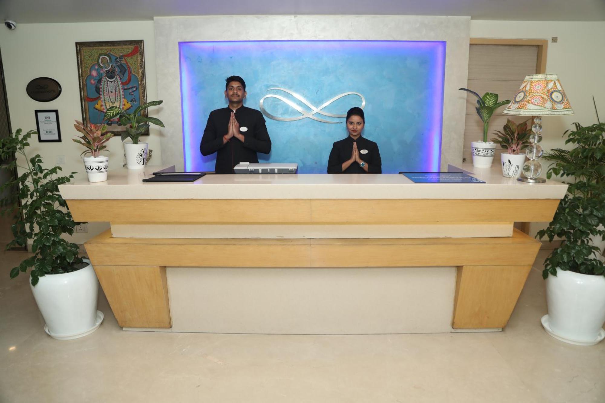 Sarovar Portico Naraina, Hotel New Delhi
