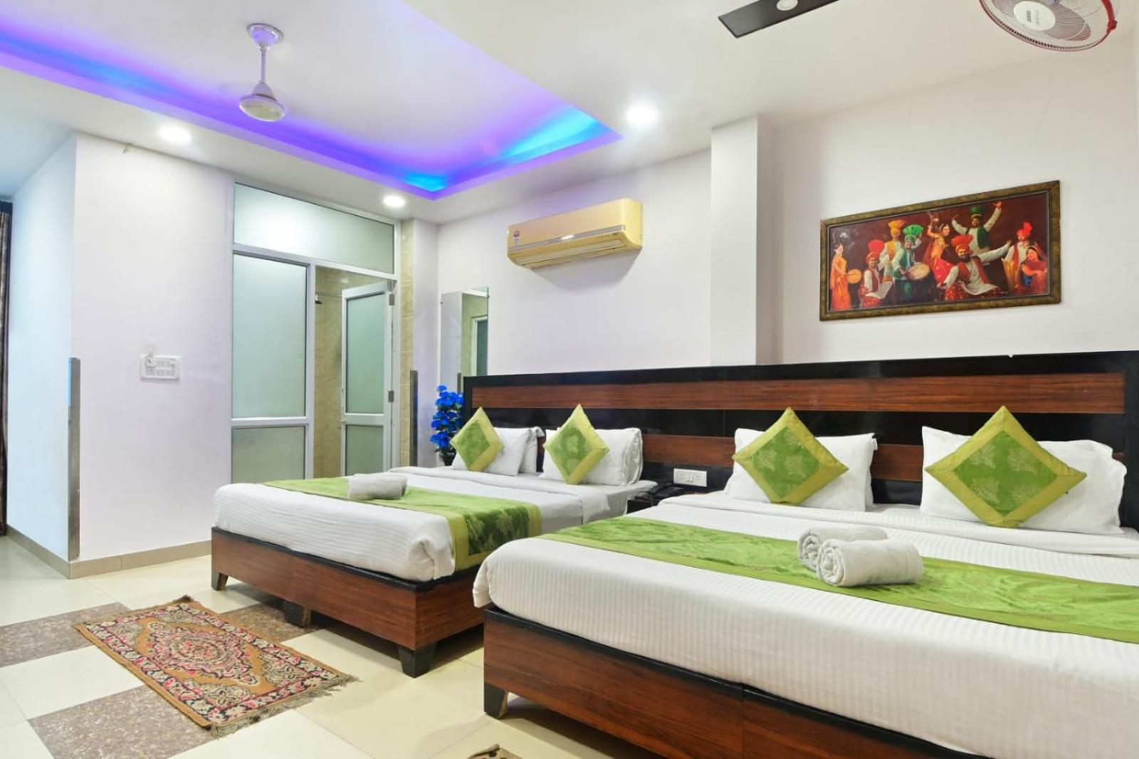 Emporio View - Railway Station - Paharganj 3* Nova Deli