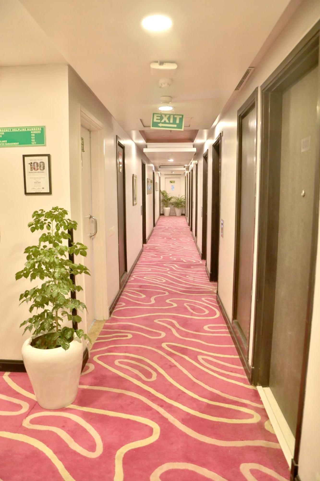 Sarovar Portico Naraina, Hotel New Delhi