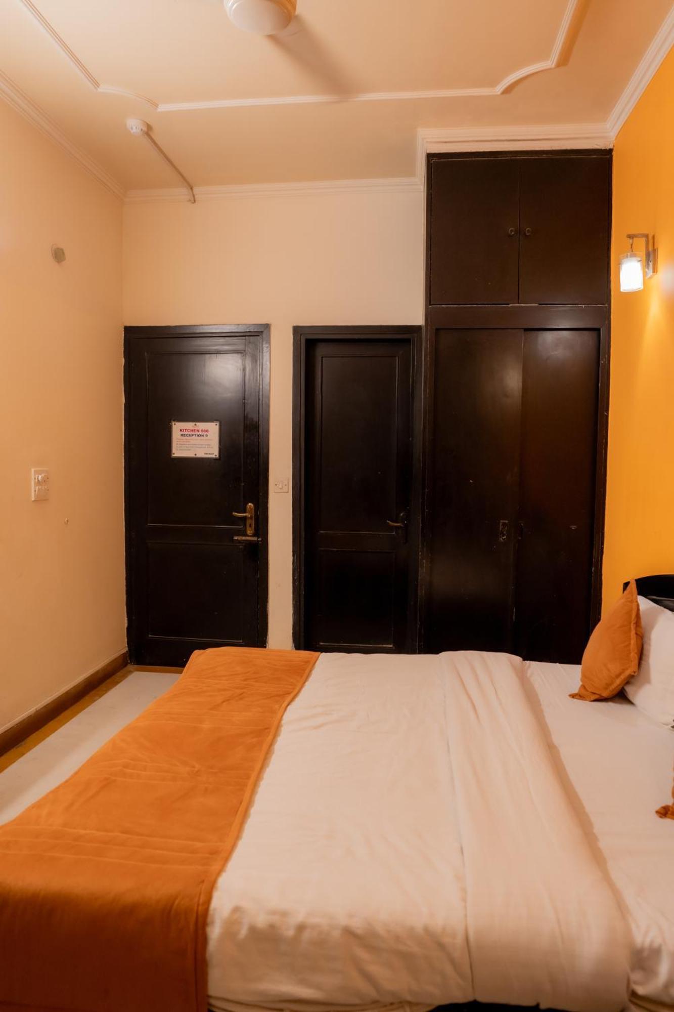 Centre Nizamuddin New Delhi