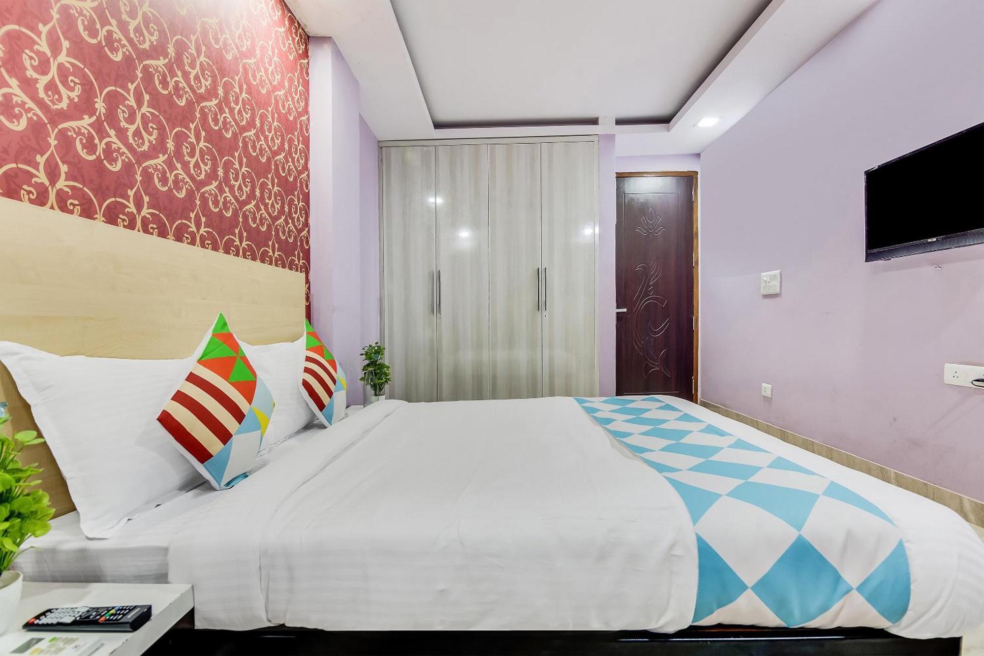 Enjoy Homes 78926 3* Delhi (National Capital Territory of India)