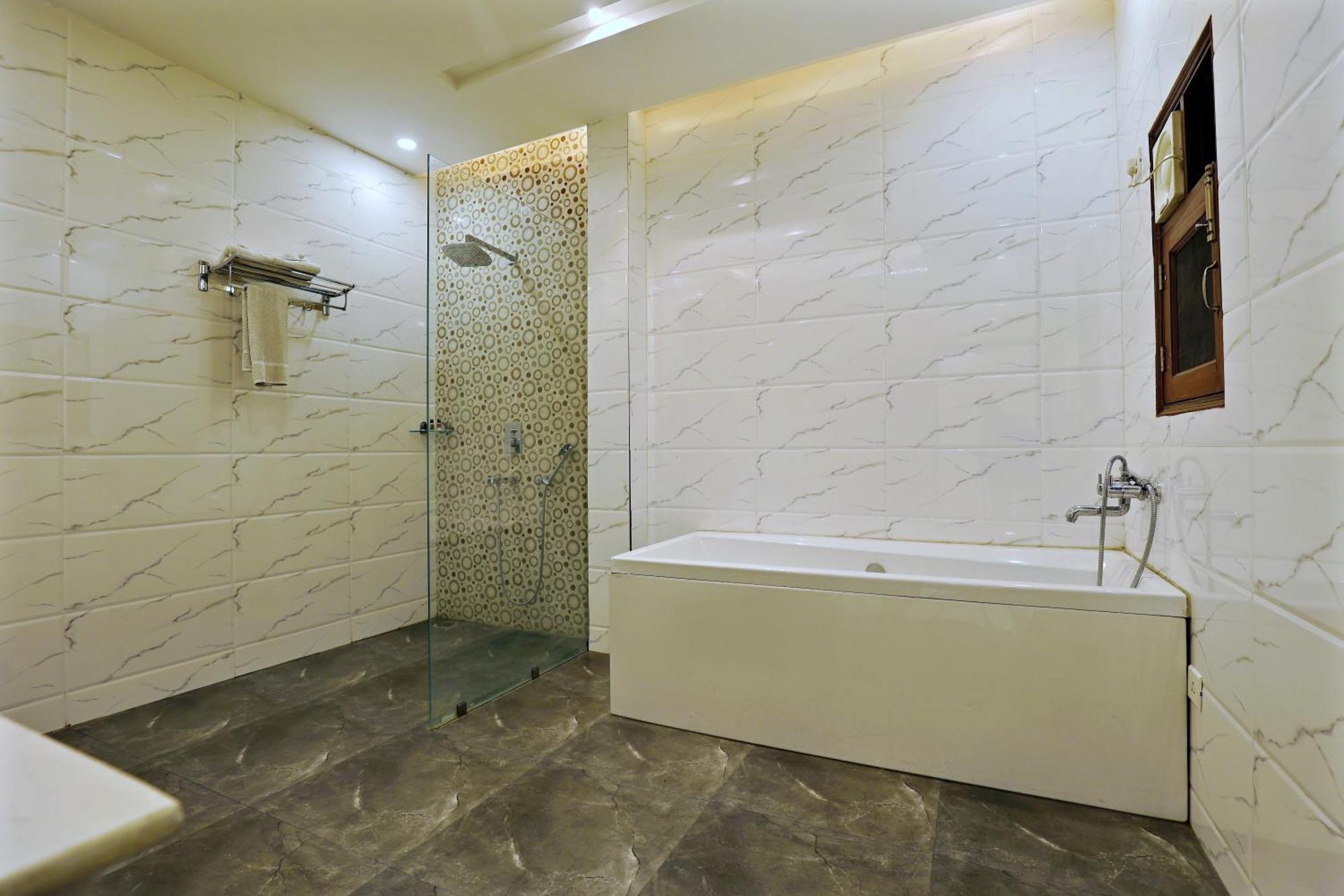 Hotel Mgm Residency At Daryaganj 3*