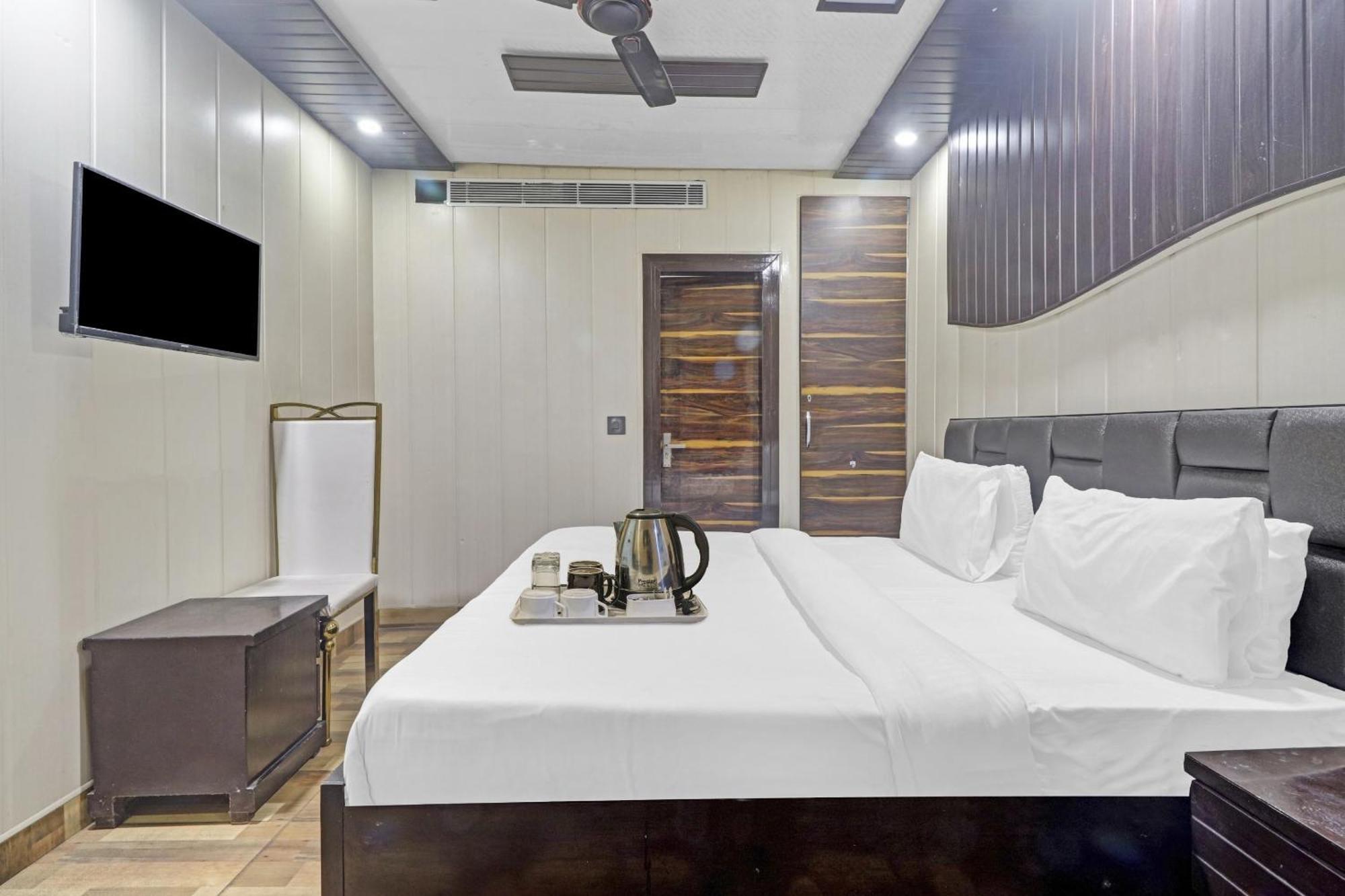 Townhouse Bhavya Residency 4*
