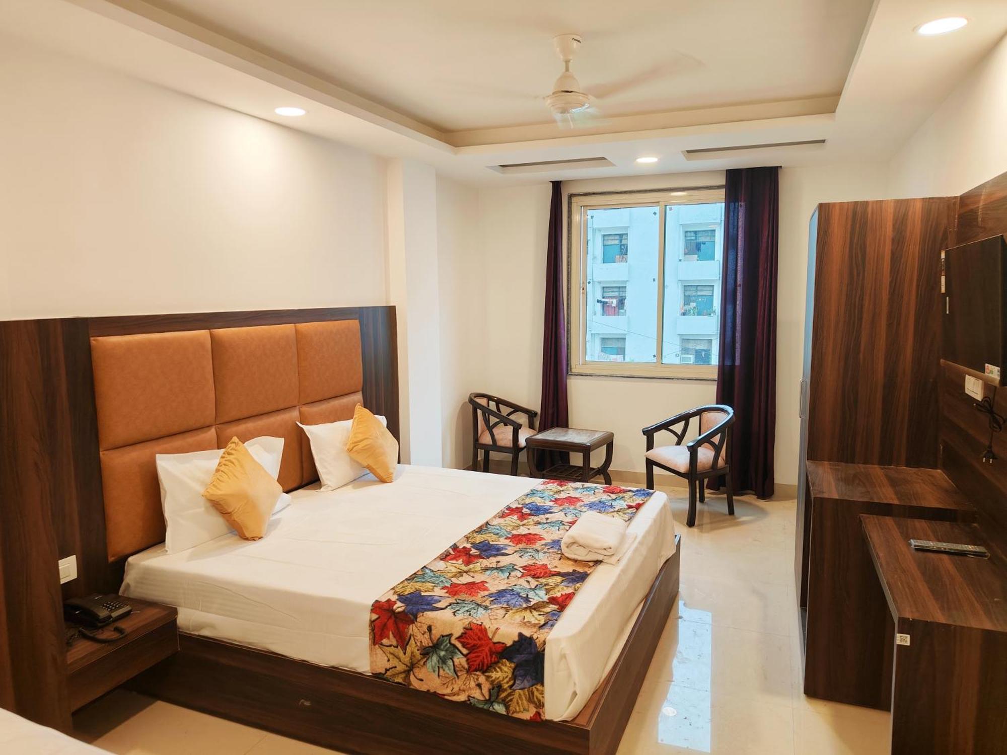 Tela Near Igi Airport Delhi Hotel 4*