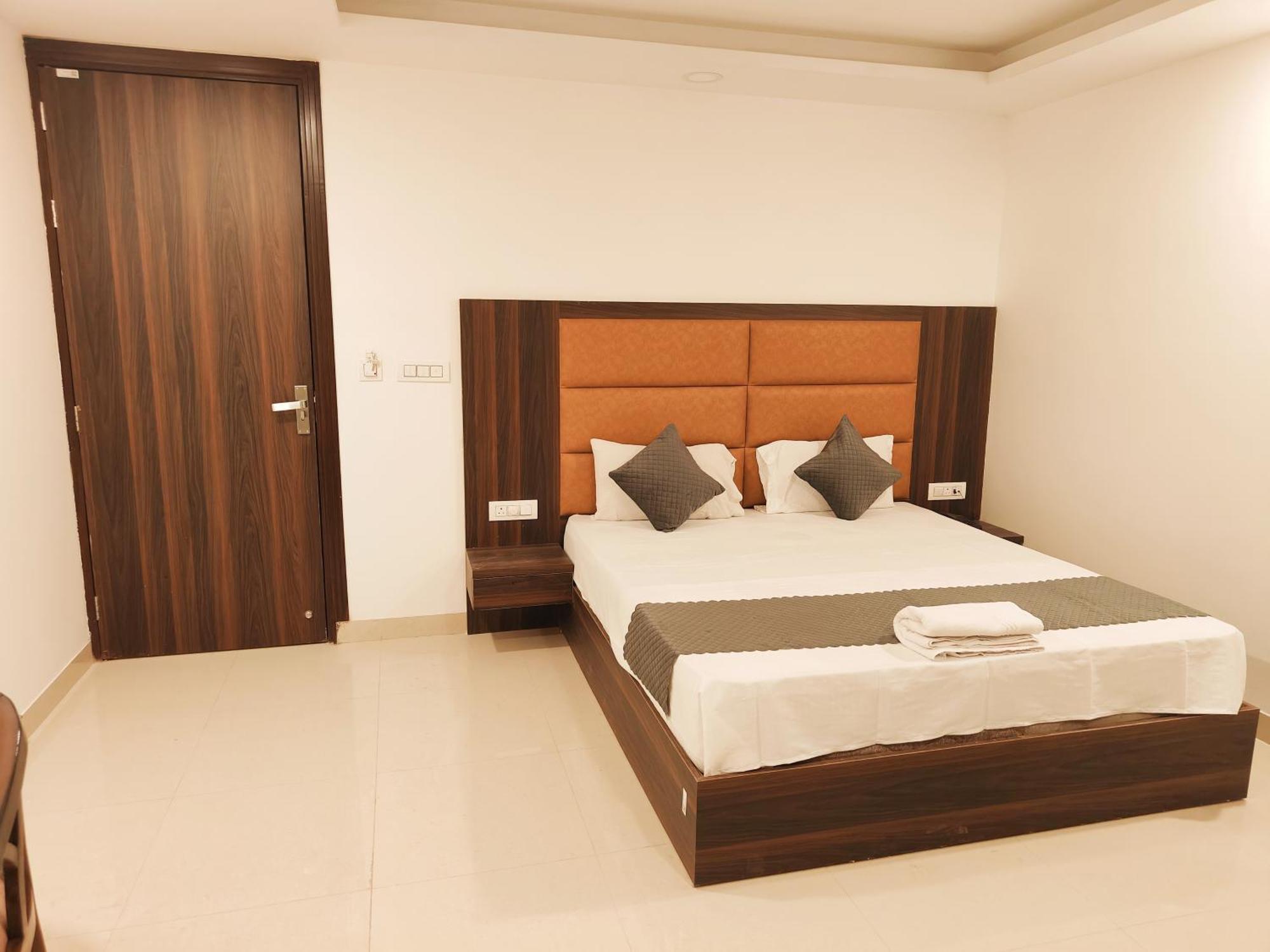 Tela Near Igi Airport Delhi