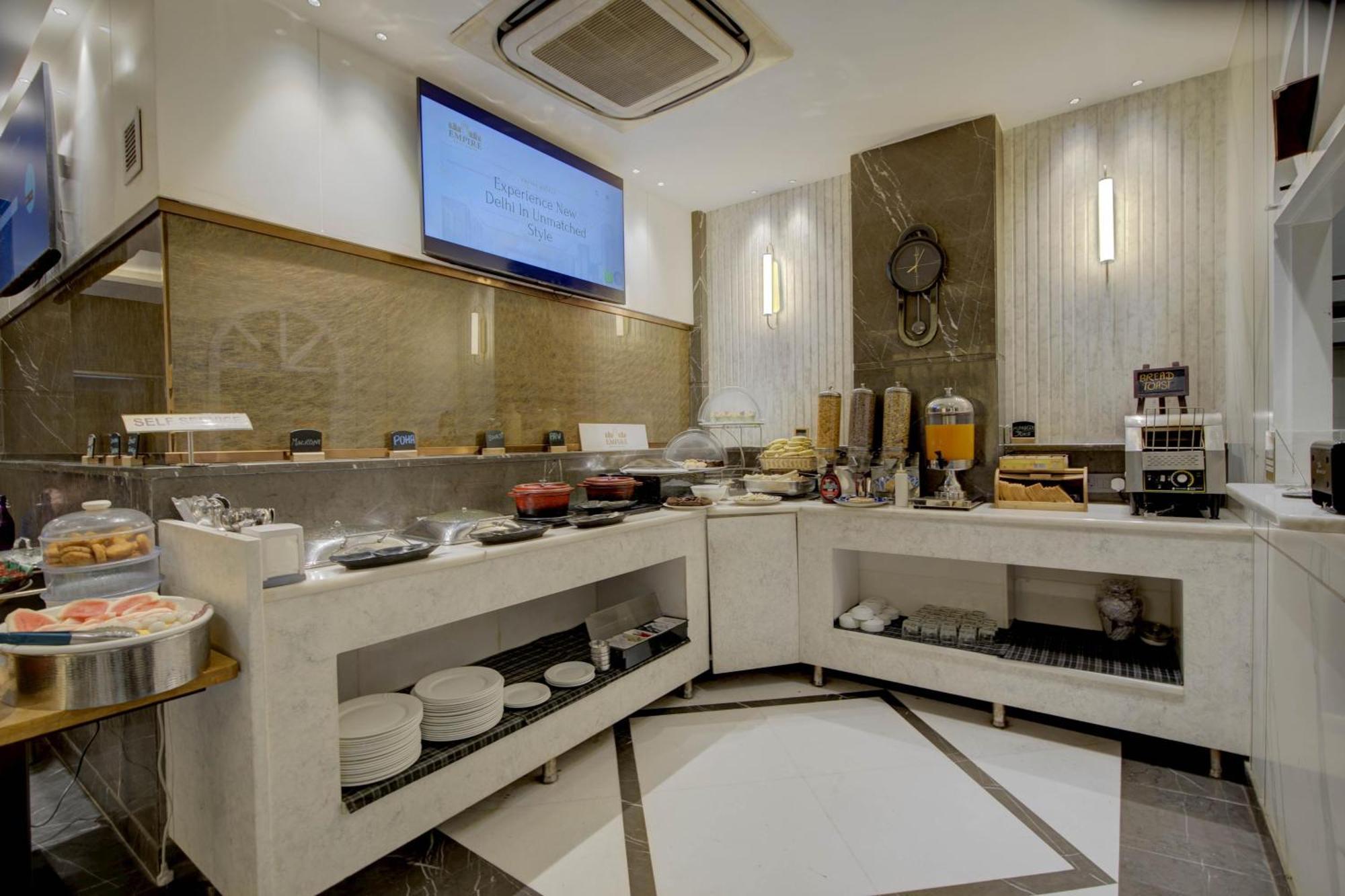 Hotel Delhi 55 -city Center 4*