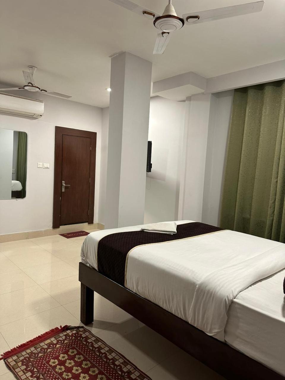 Hotel T Palace Mahipalpur Nova Deli