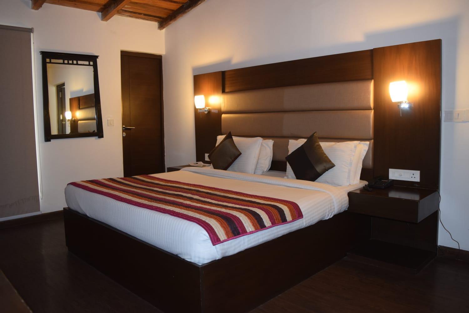 T Palace Mahipalpur Hotel 3*