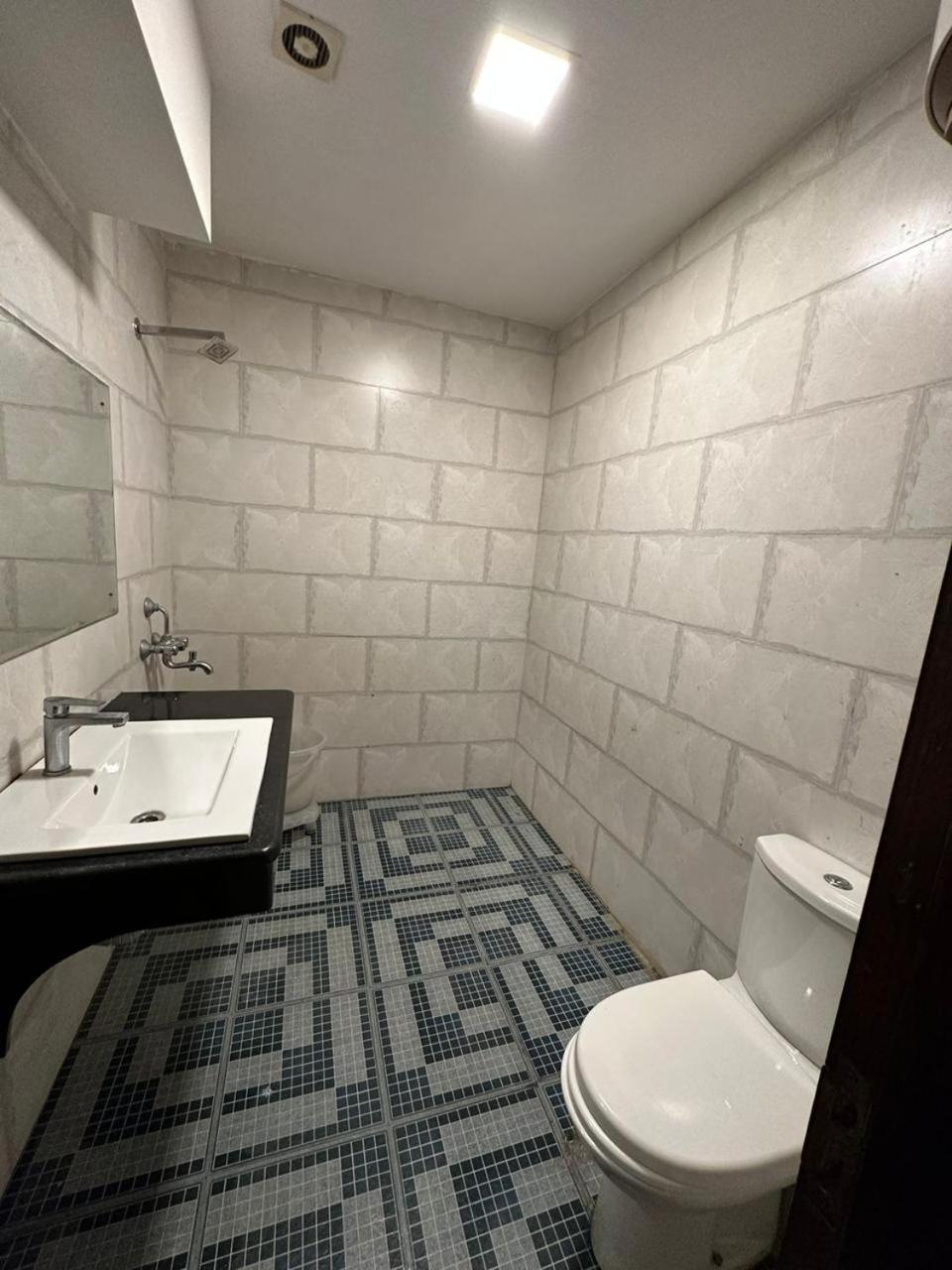 Hotel T Palace Mahipalpur 3*