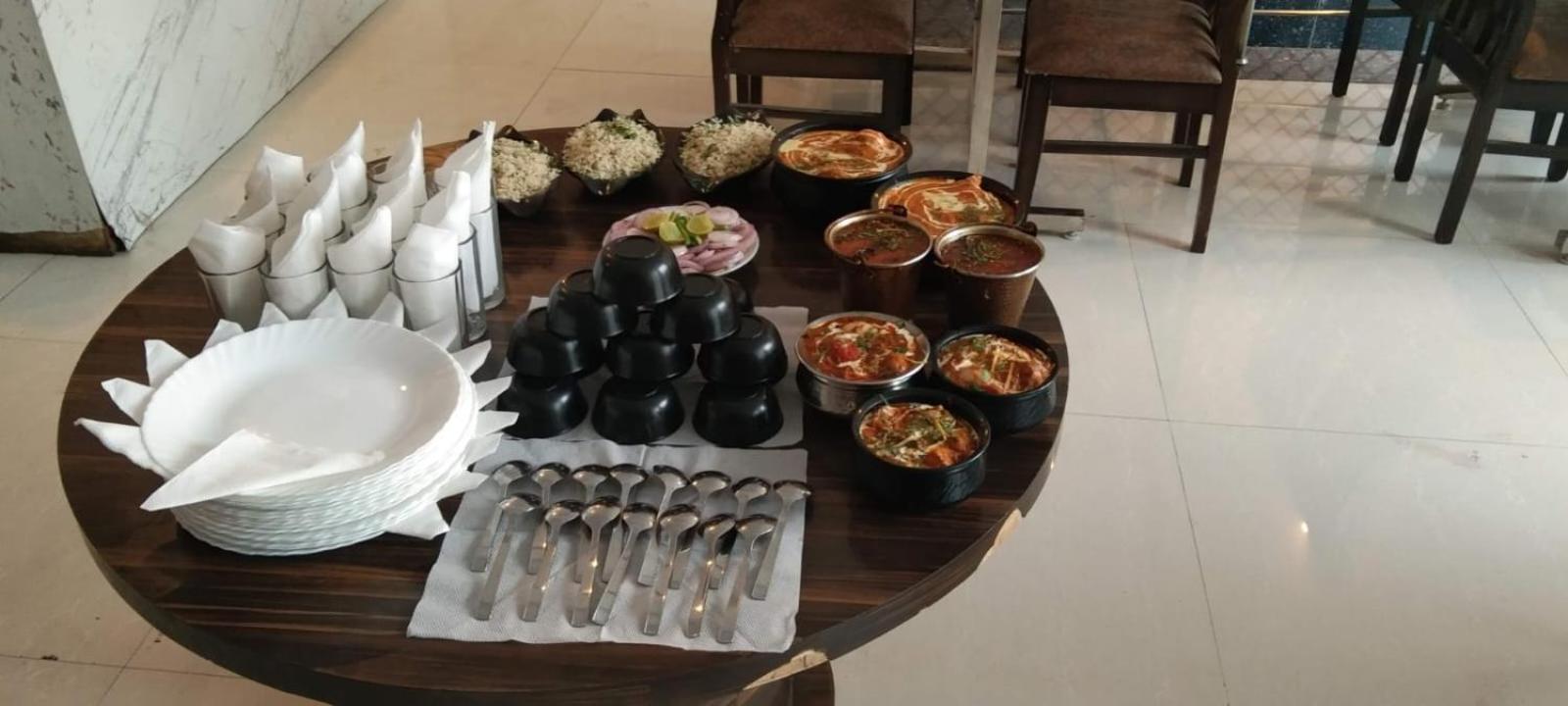 T Palace Mahipalpur Hotel 3*