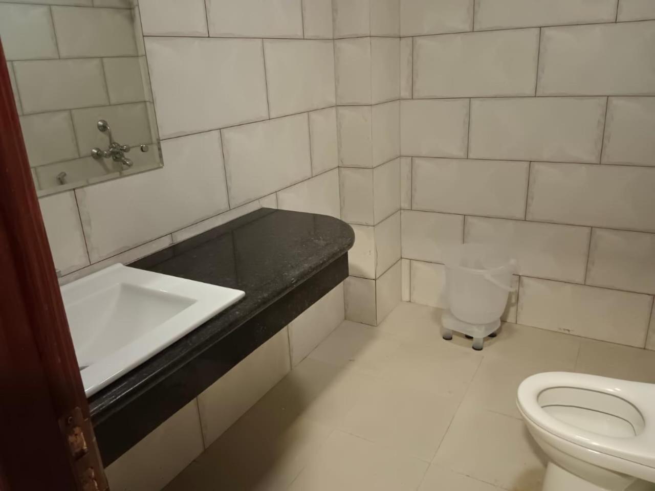 T Palace Mahipalpur Hotel 3*