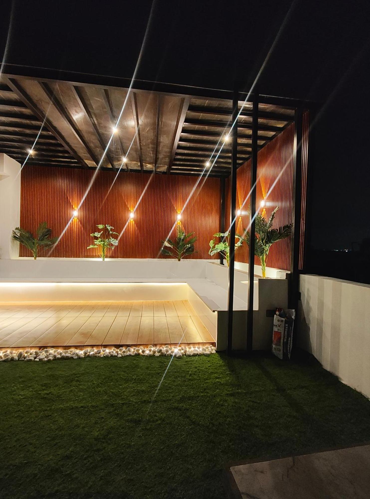 Enchanted The Roof Rekha, With Private Trace Garden * New Delhi