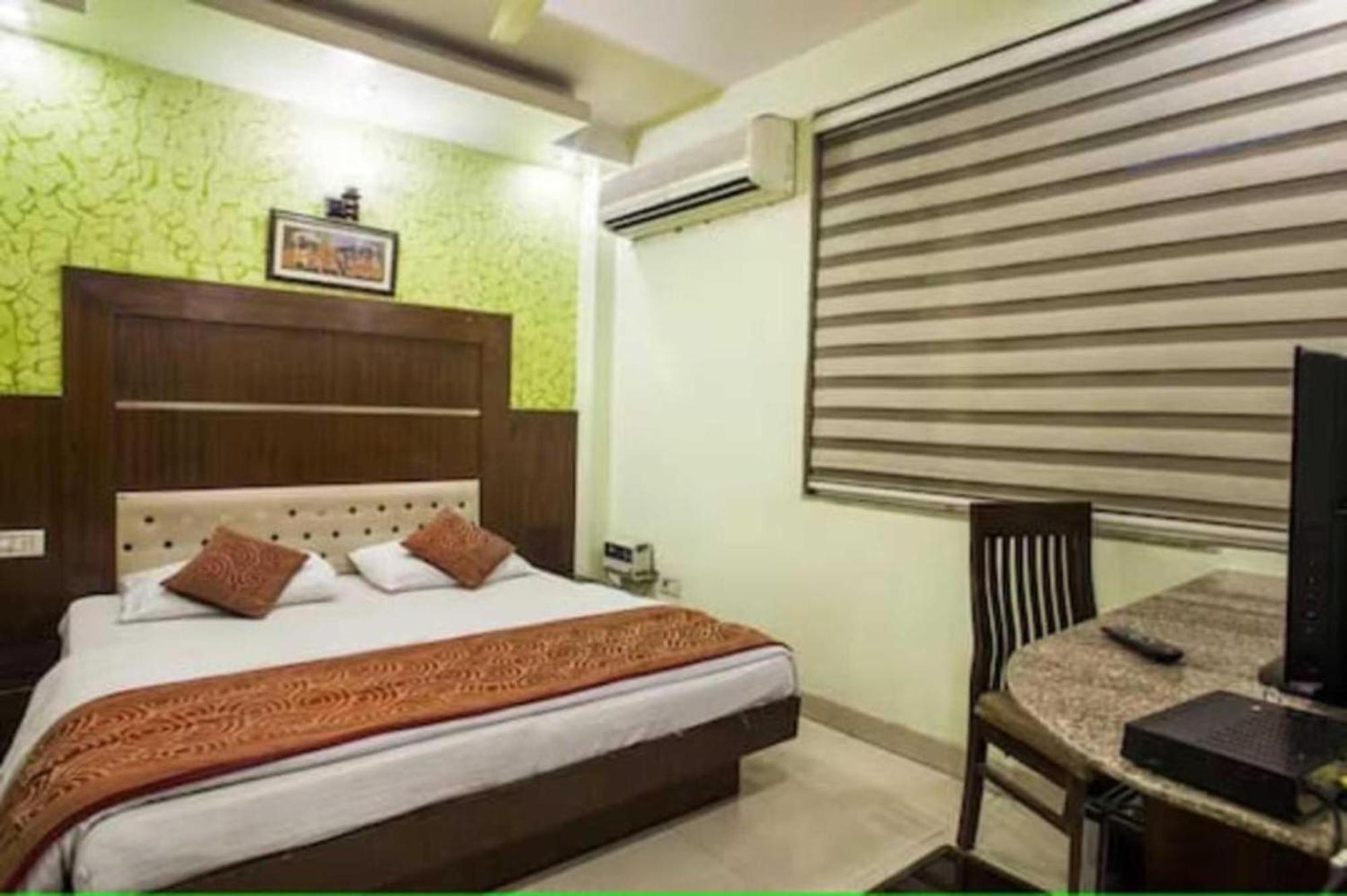 Star View-new Delhi Hotel