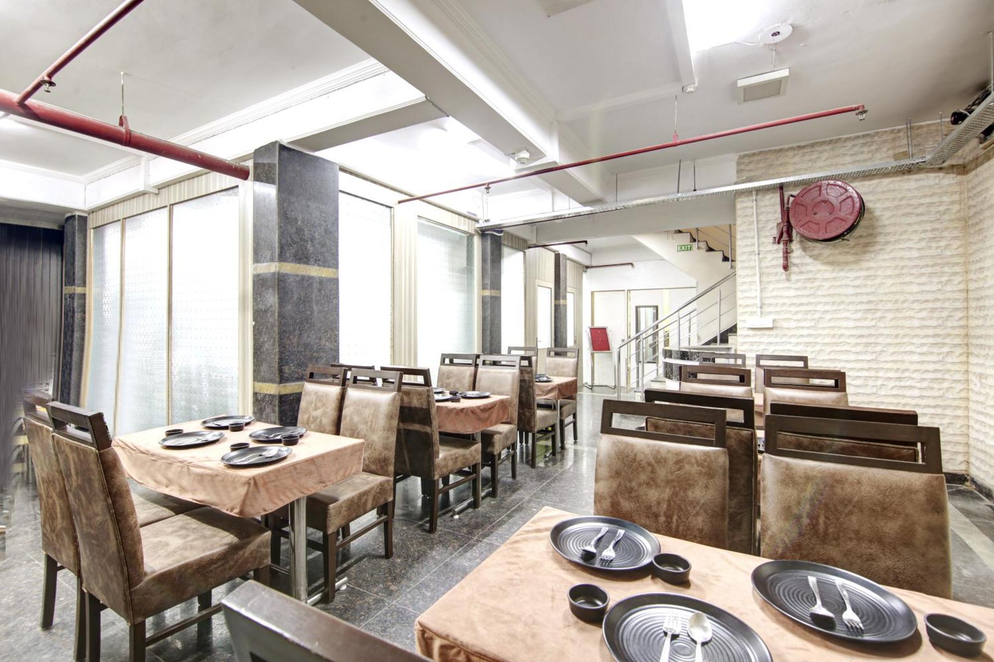 Hotel Persona International Karol Bagh