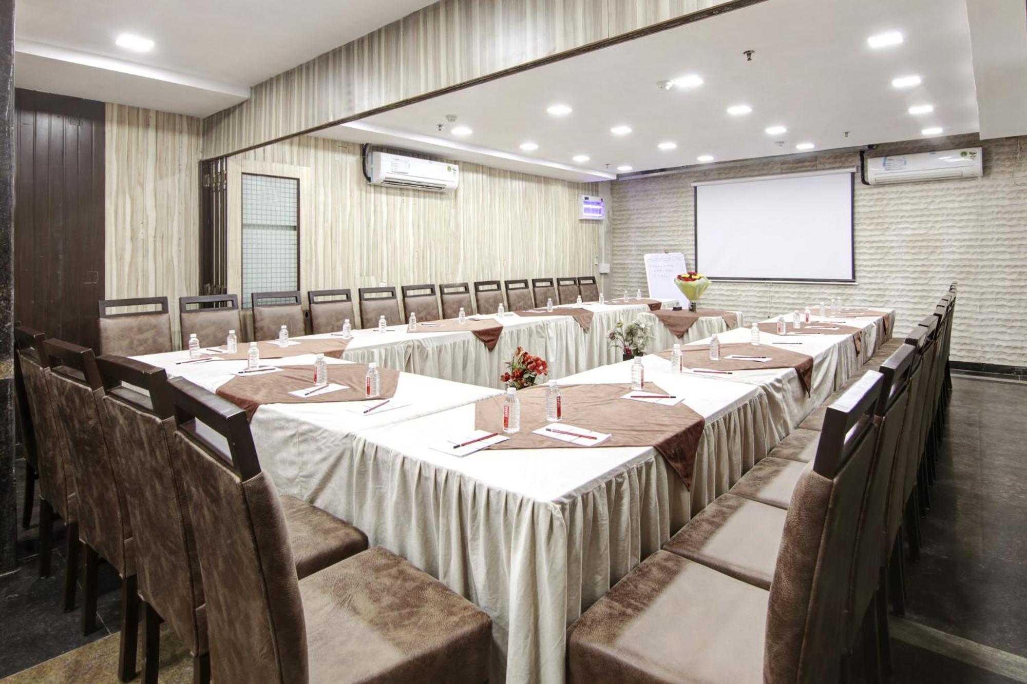 Persona International Karol Bagh Hotel