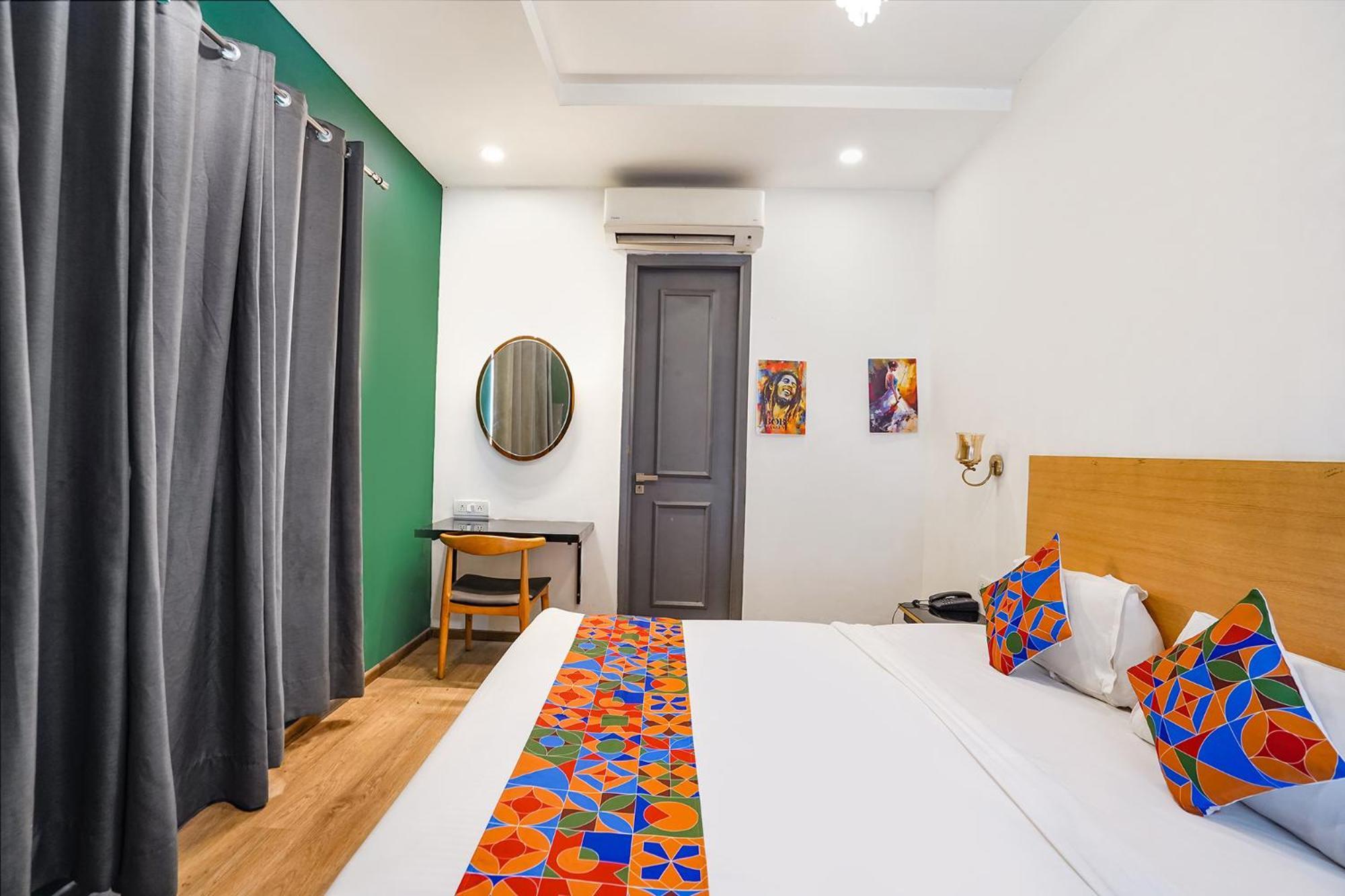 Fabhotel The Luxe Hotel