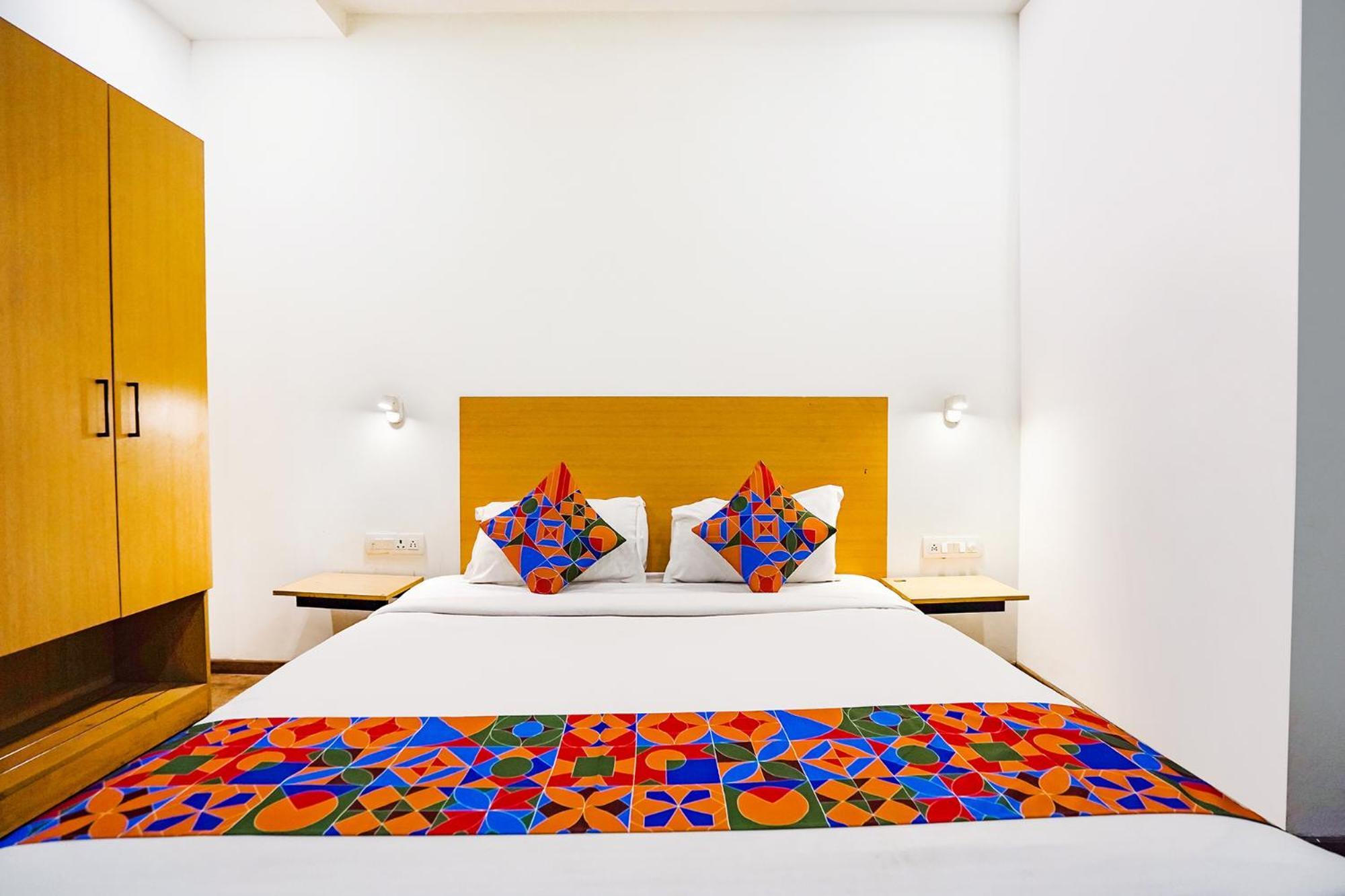 Hotel Fabhotel The Luxe New Delhi