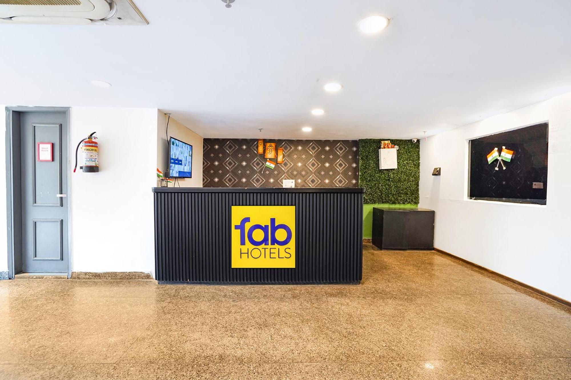 Fabhotel The Luxe 4* New Delhi
