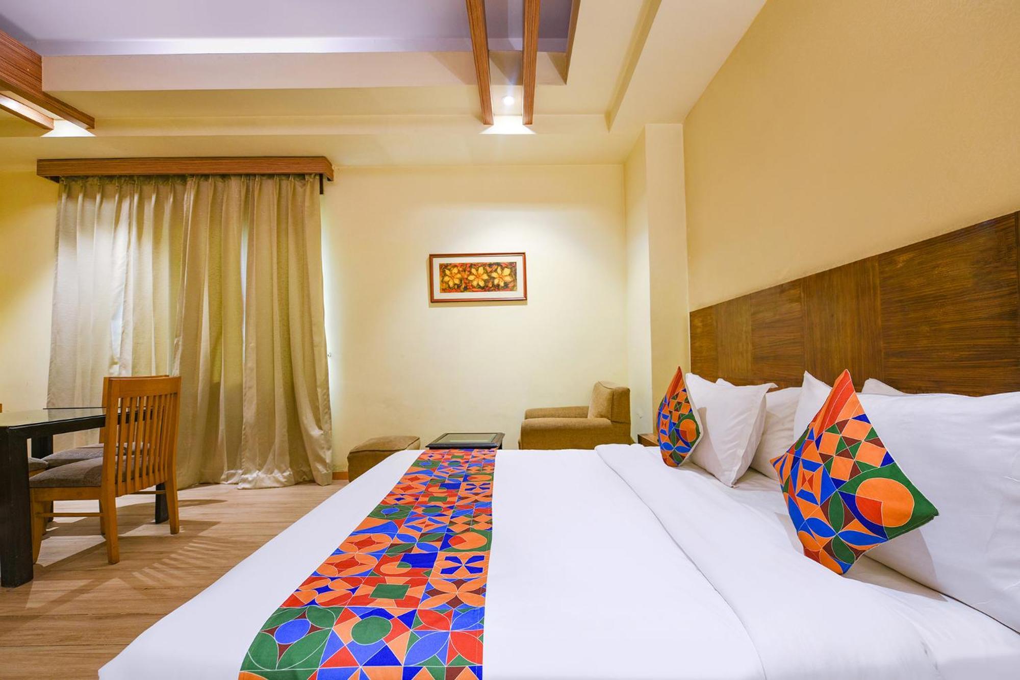 Fabhotel Prime The Western With Swimming Pool Hotel