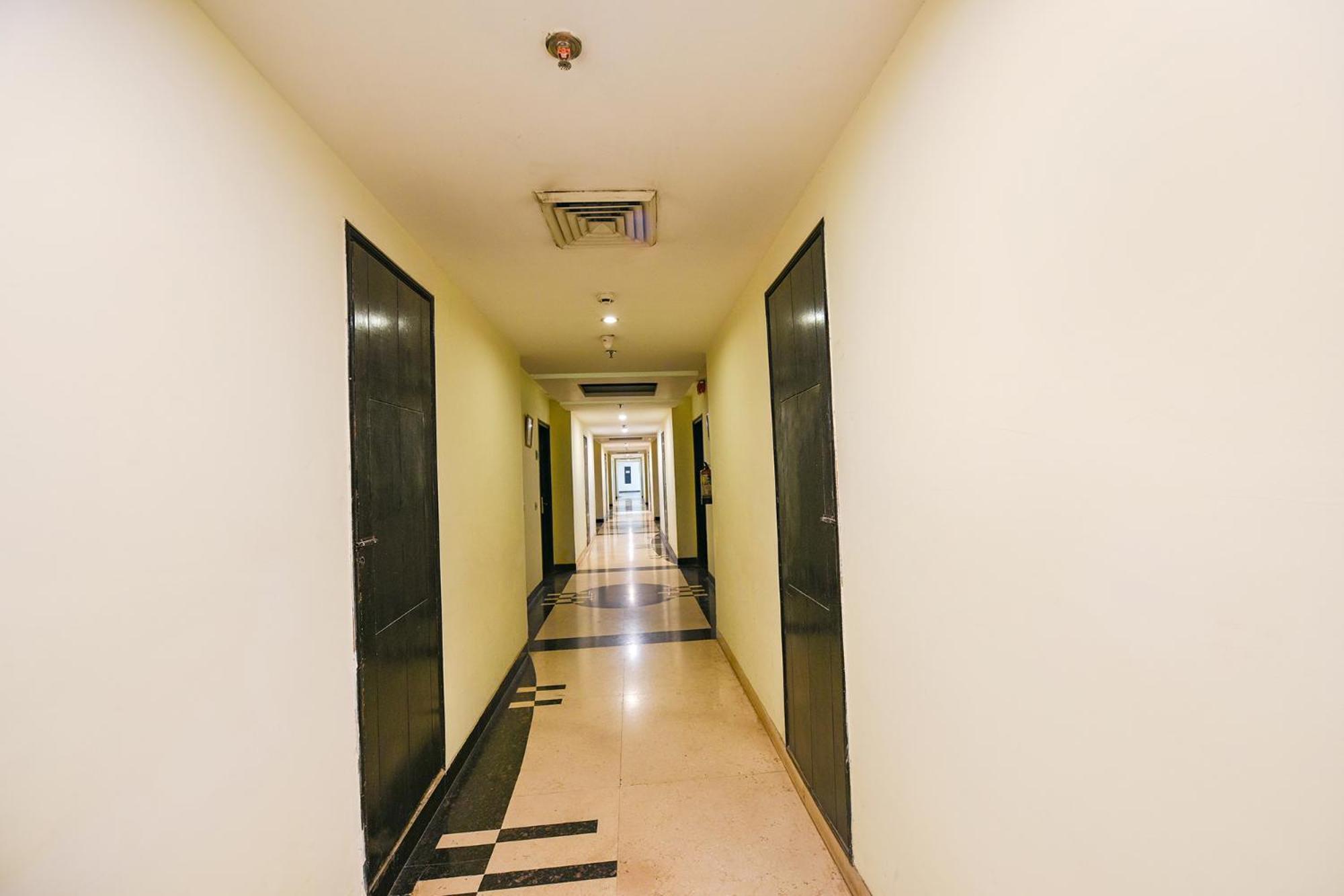 Fabhotel Prime The Western With Swimming Pool Hotel 3*
