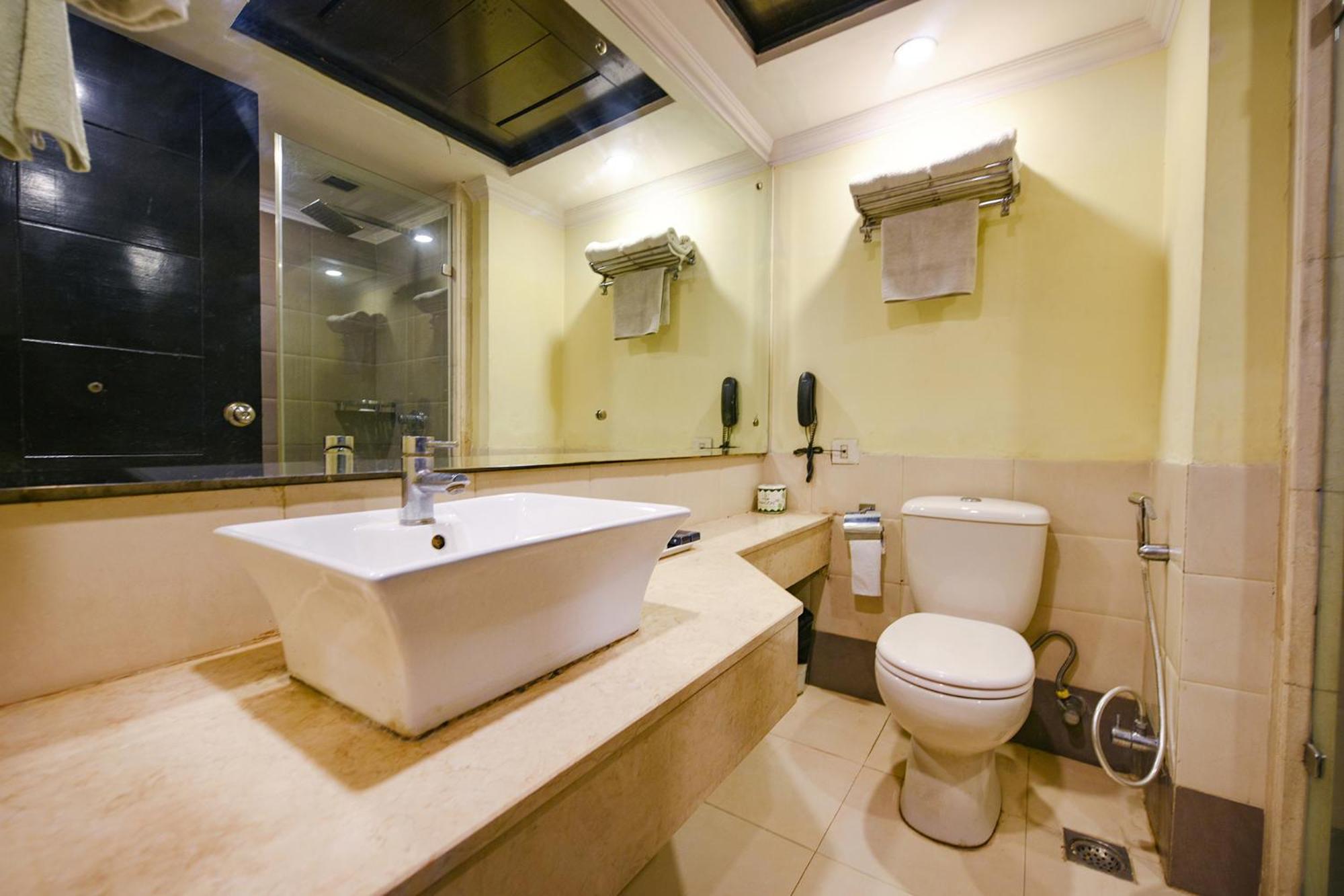 Fabhotel Prime The Western With Swimming Pool 3* New Delhi
