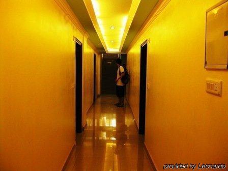 Hotel Fabexpress Grand Shoba 3*