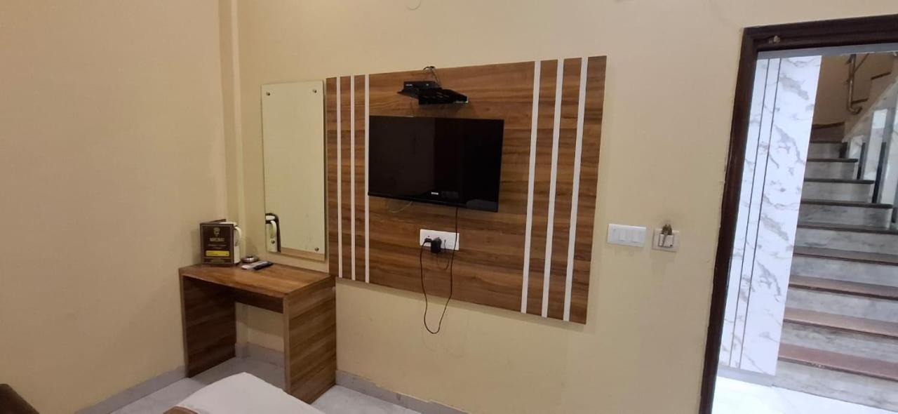 Golden Wings Guest house
