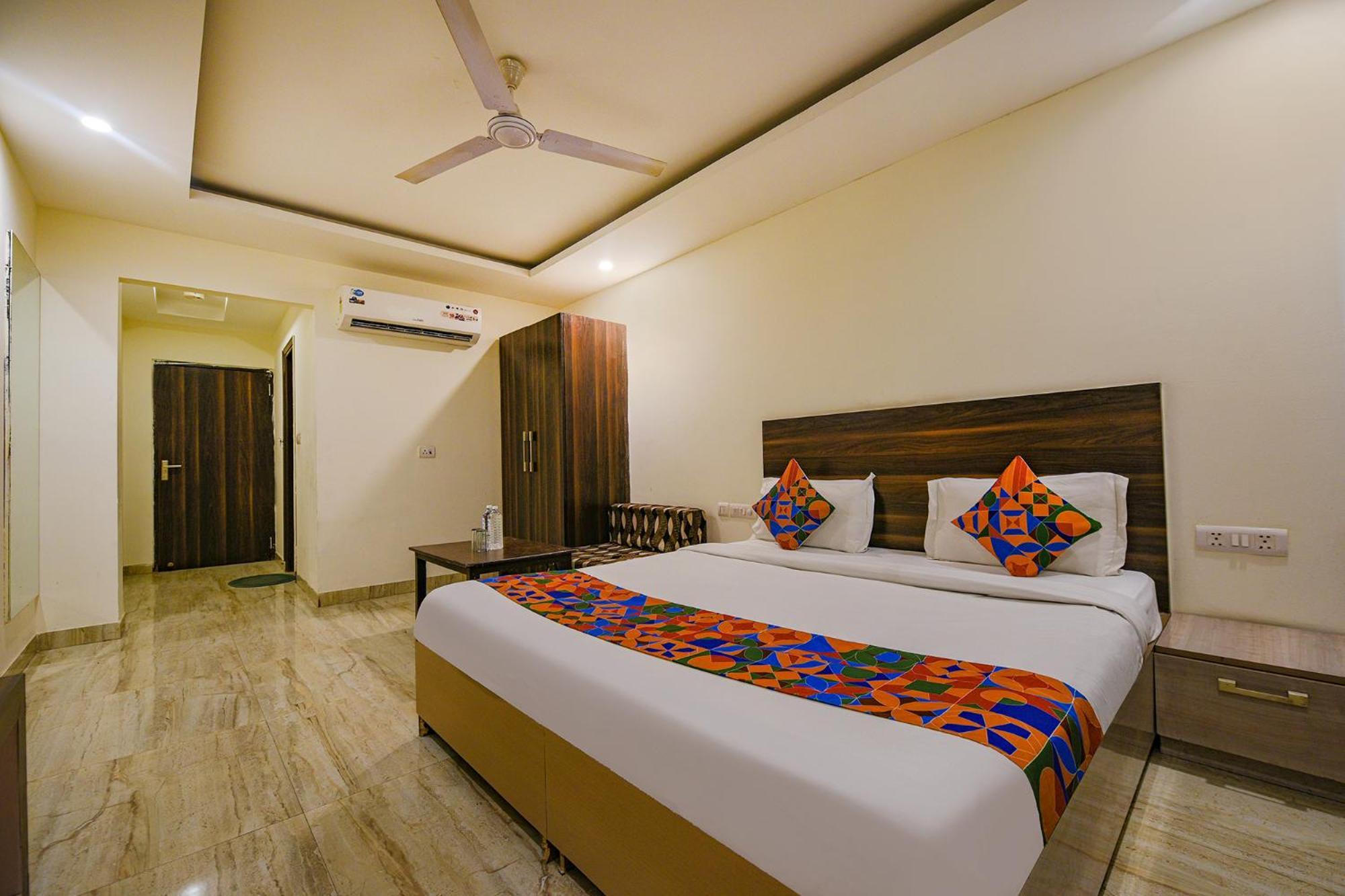 Hotel Lakshmi Palace New Delhi