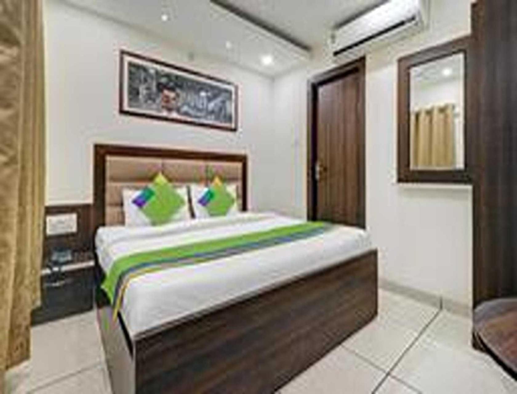 O Tp 3* New Delhi