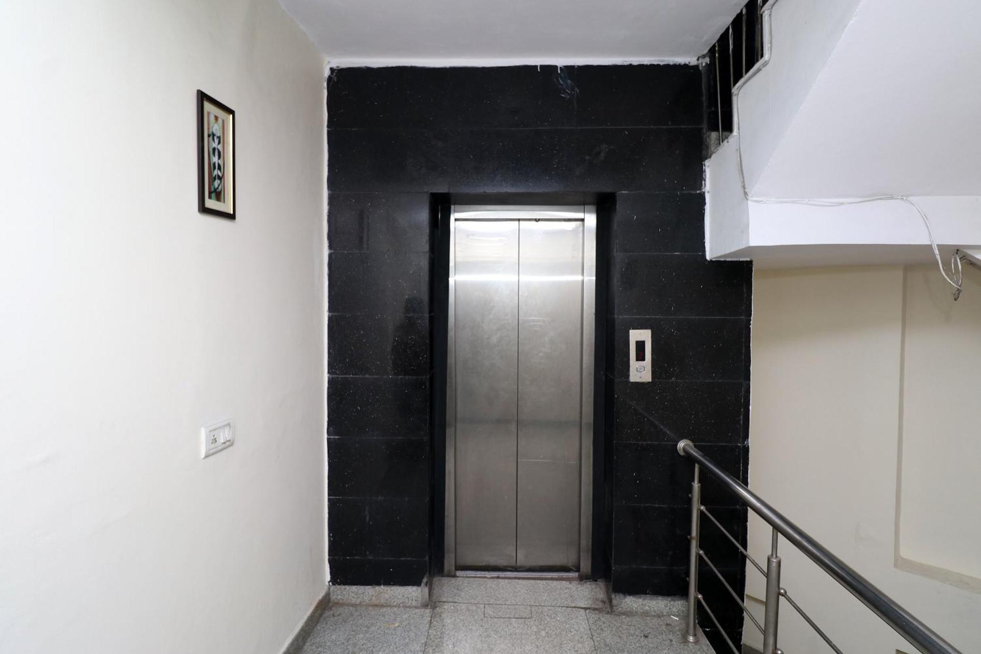 O Max 3* New Delhi