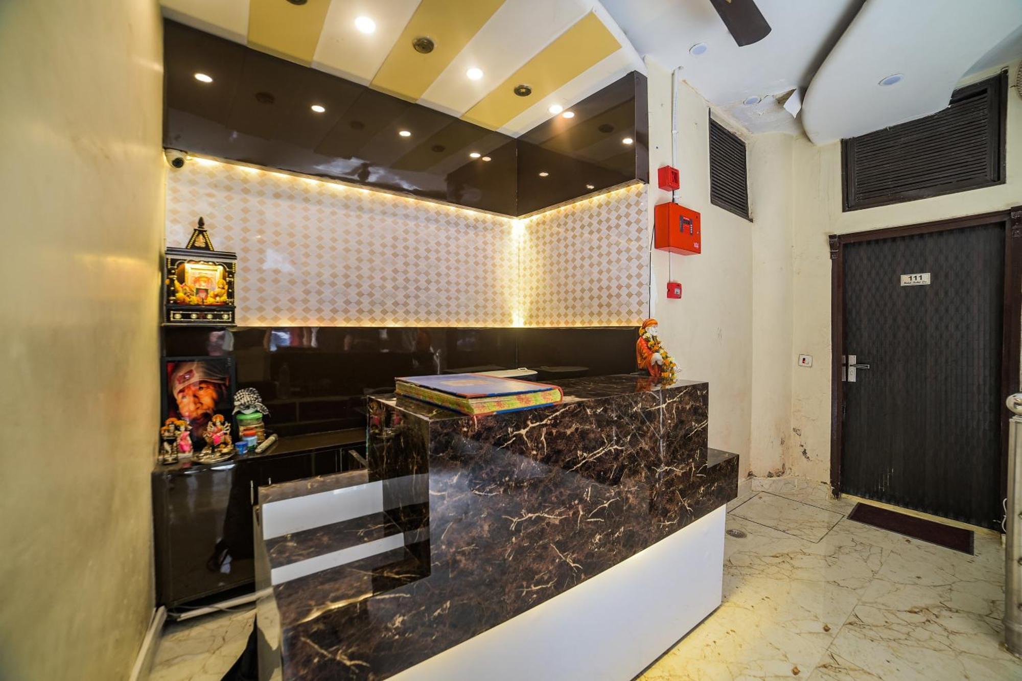 Hotel Oyo Flagship Rohit Dx Near Jama Masjid New Delhi