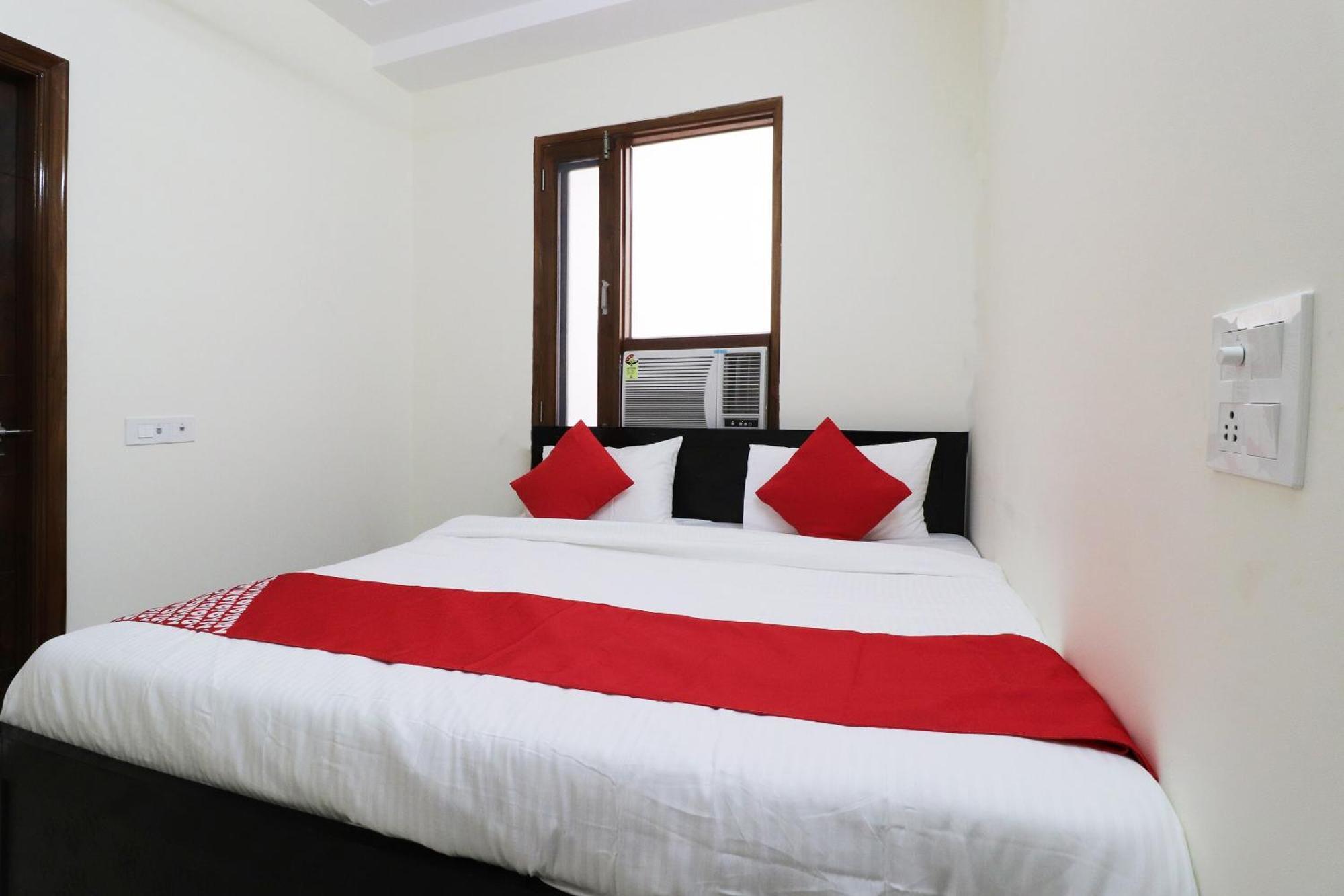 O Royal King Deluxe Delhi (National Capital Territory of India)