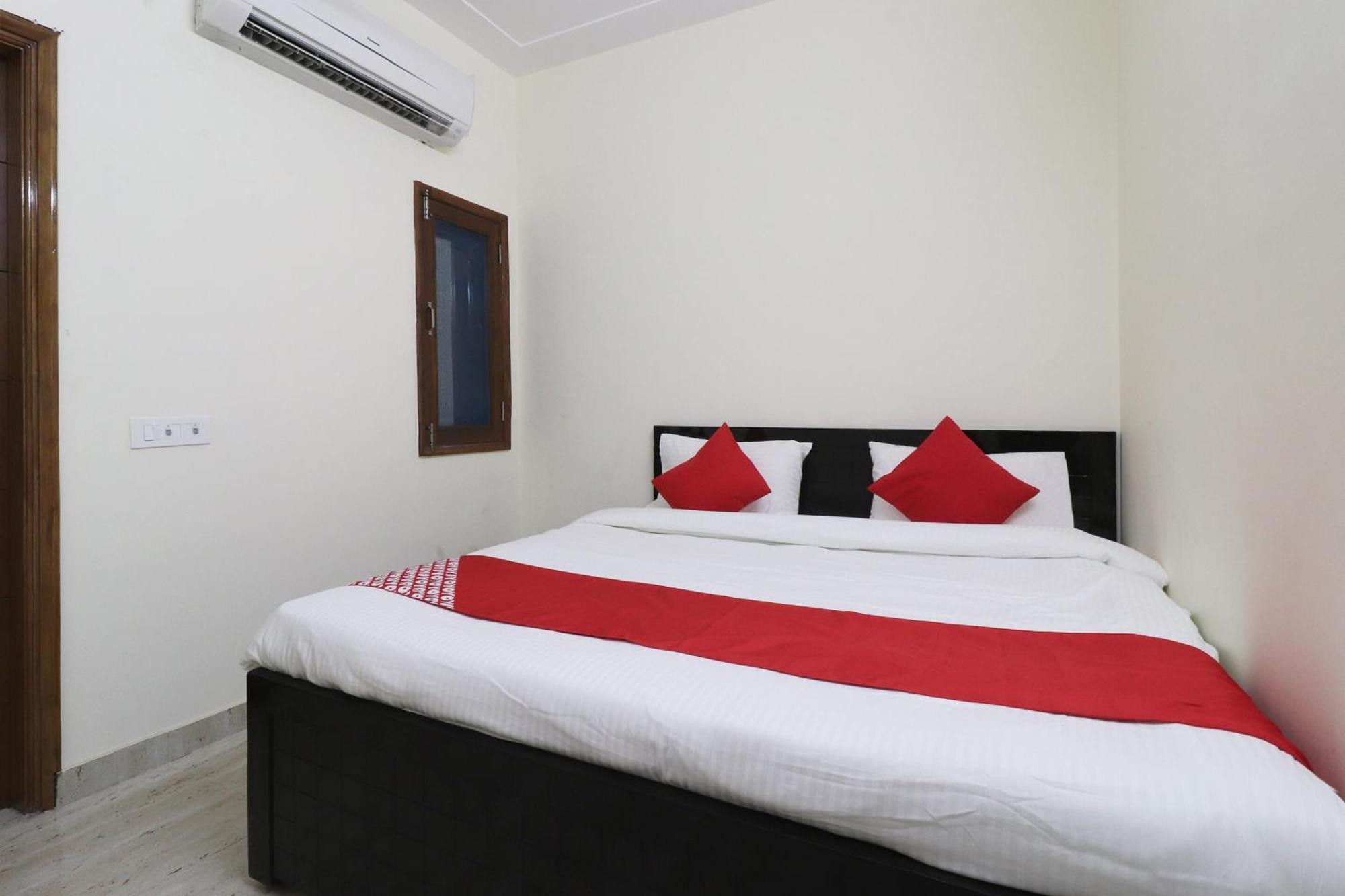 O Royal King Deluxe Hotel 3*