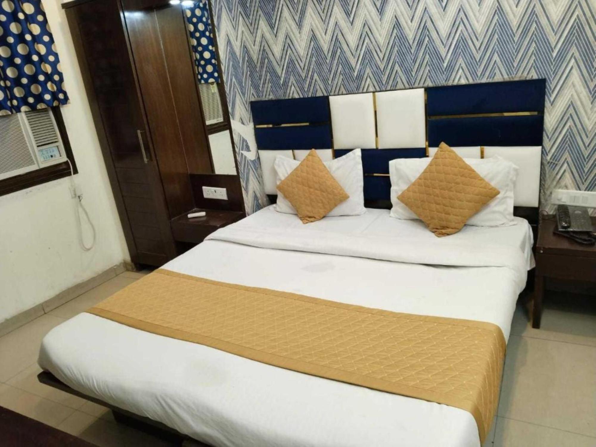Del Fox Holidays At 5 Minute Vfs Hotel 3*