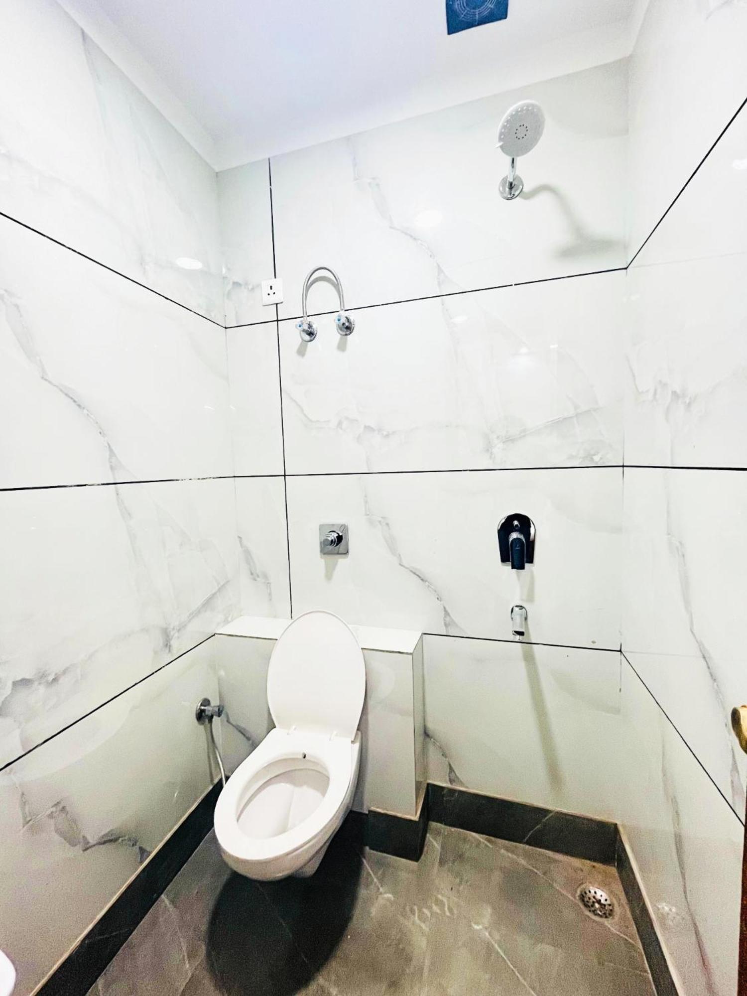 Sukoon - Karol Bagh Hotel