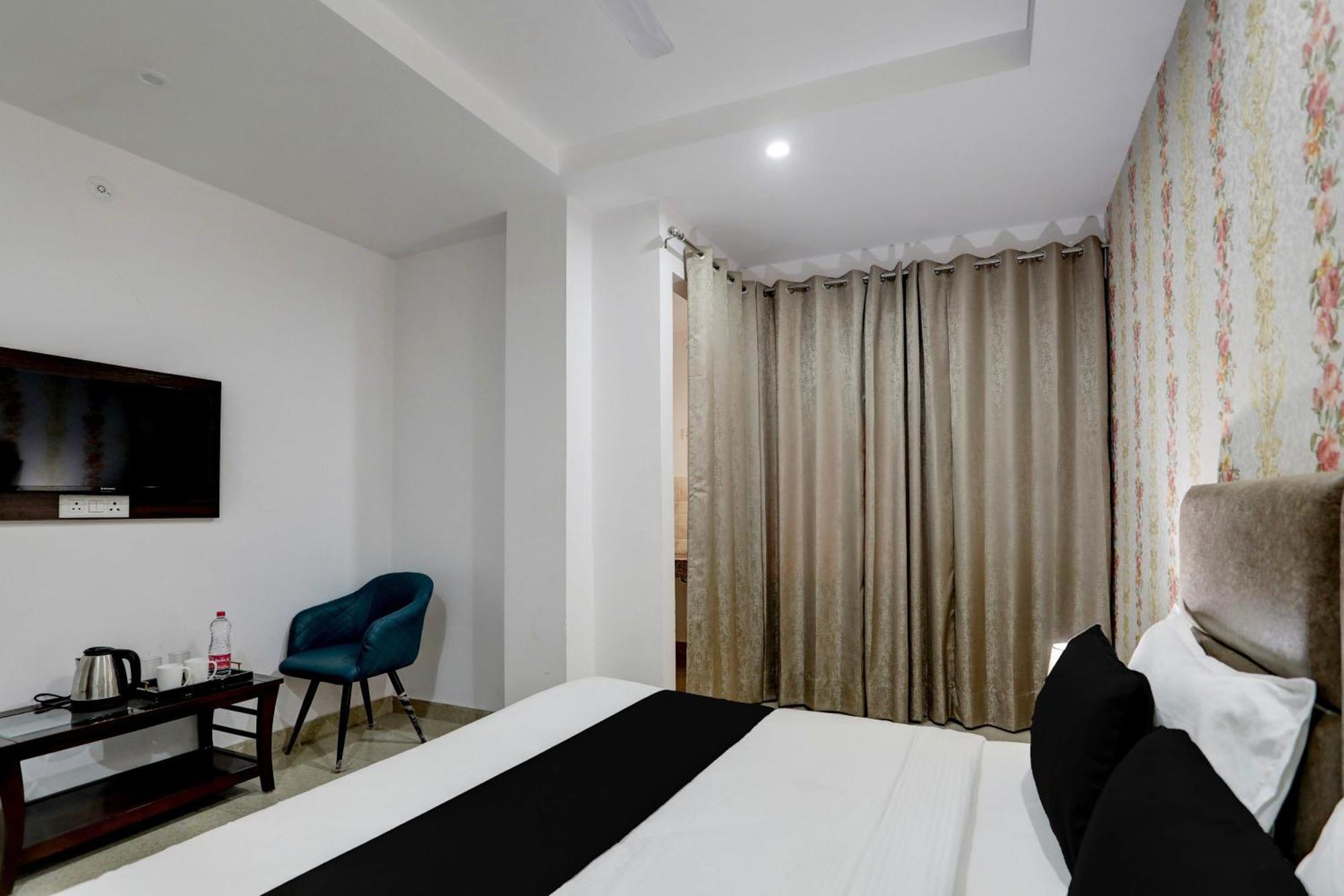 O Ambs Hotel 4*